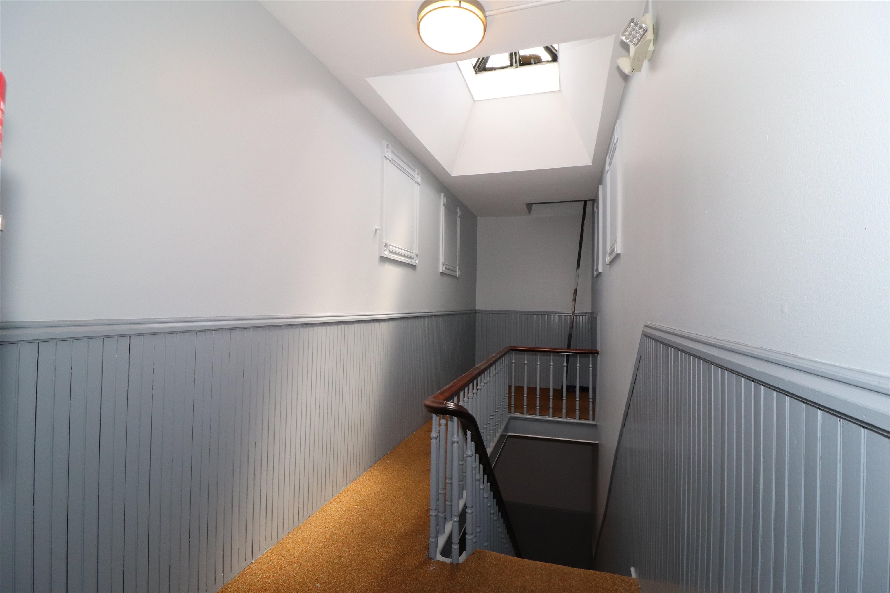 348 7TH ST Unit: 6 (3R)
