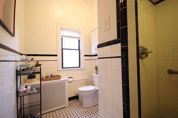 164 5TH ST Unit: 2