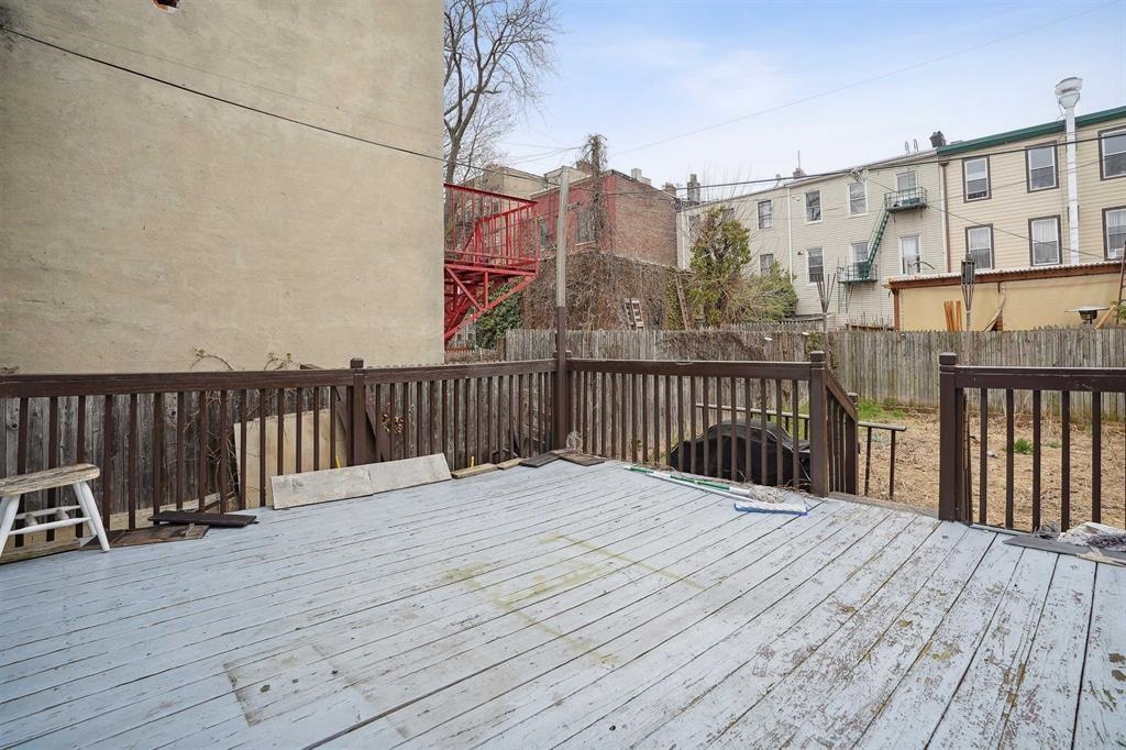 292 NEW YORK AVE