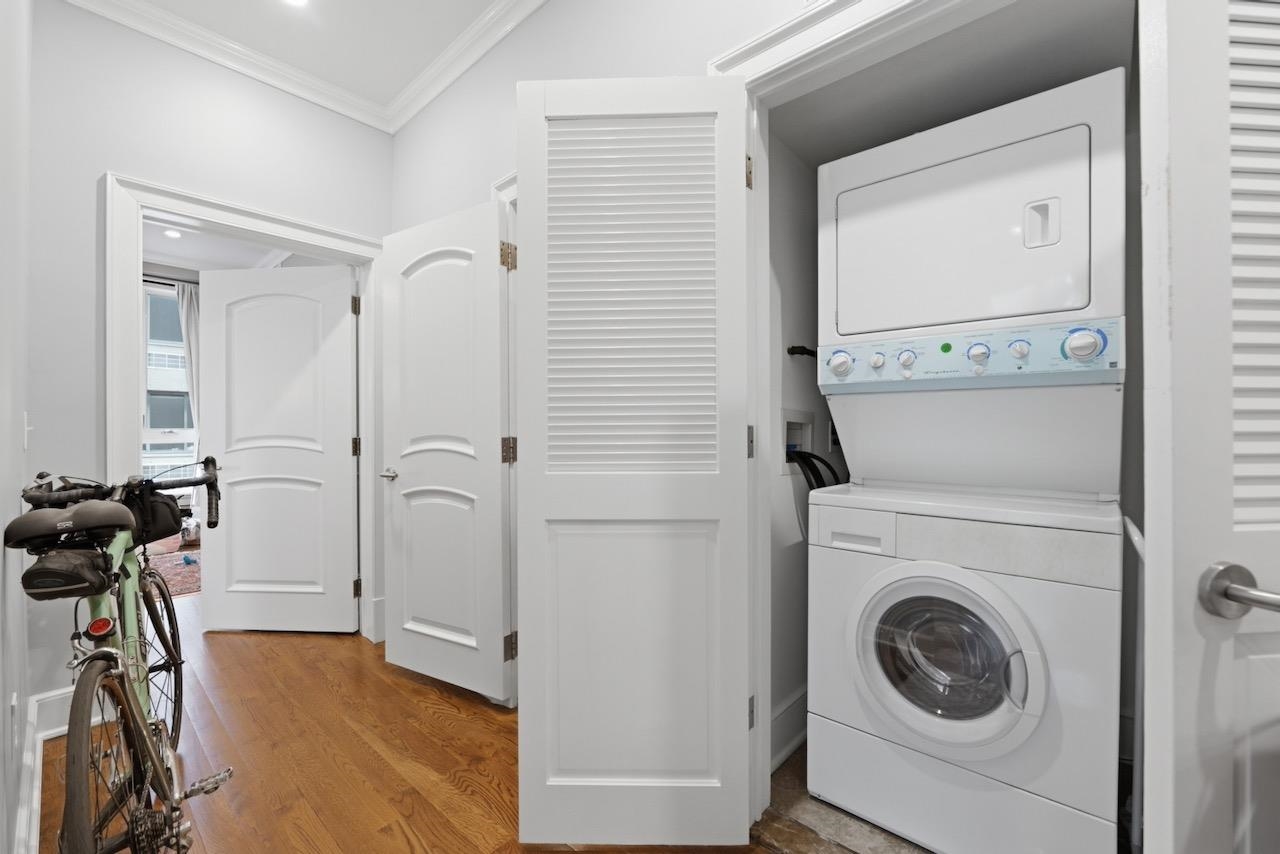 313 1ST ST Unit: 3C