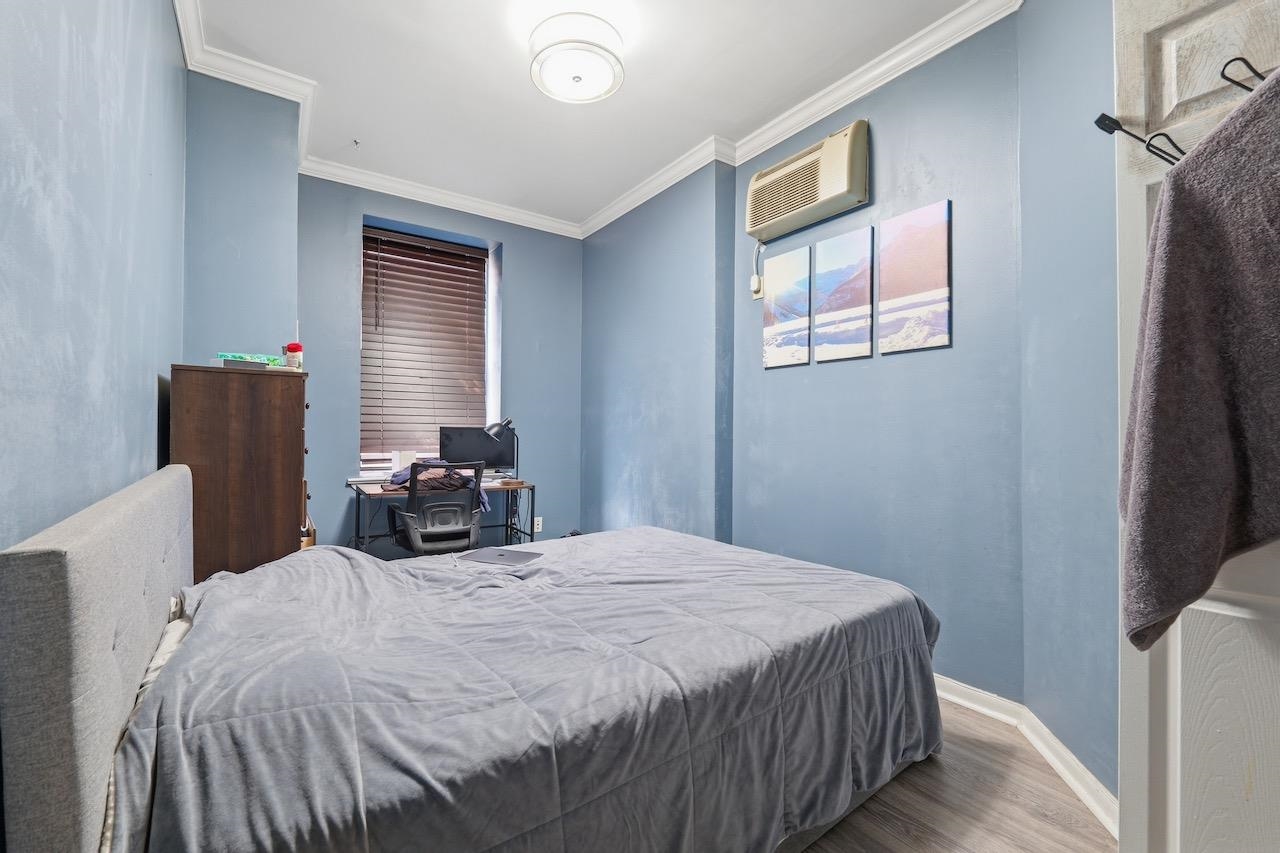 263 1ST ST Unit: 3R