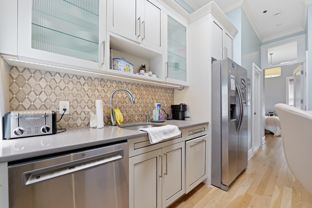 604 ADAMS ST Unit: 7