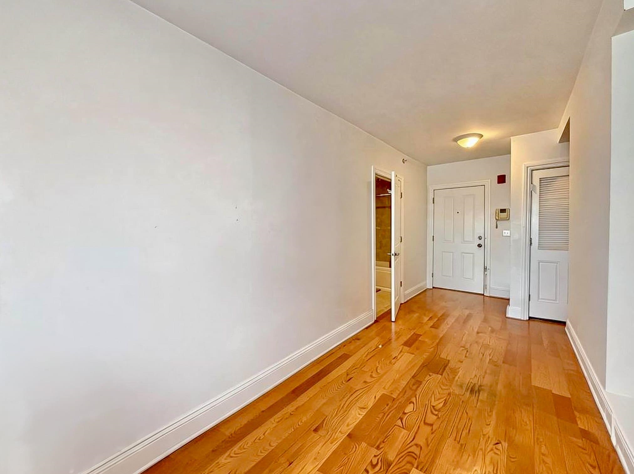 809 22ND ST Unit: 703