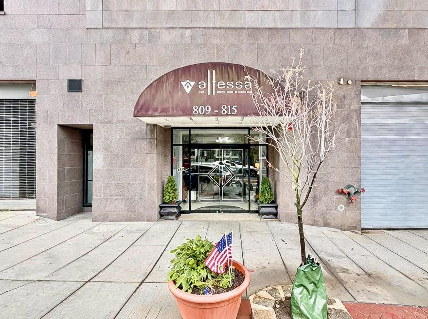 809 22ND ST Unit: 703