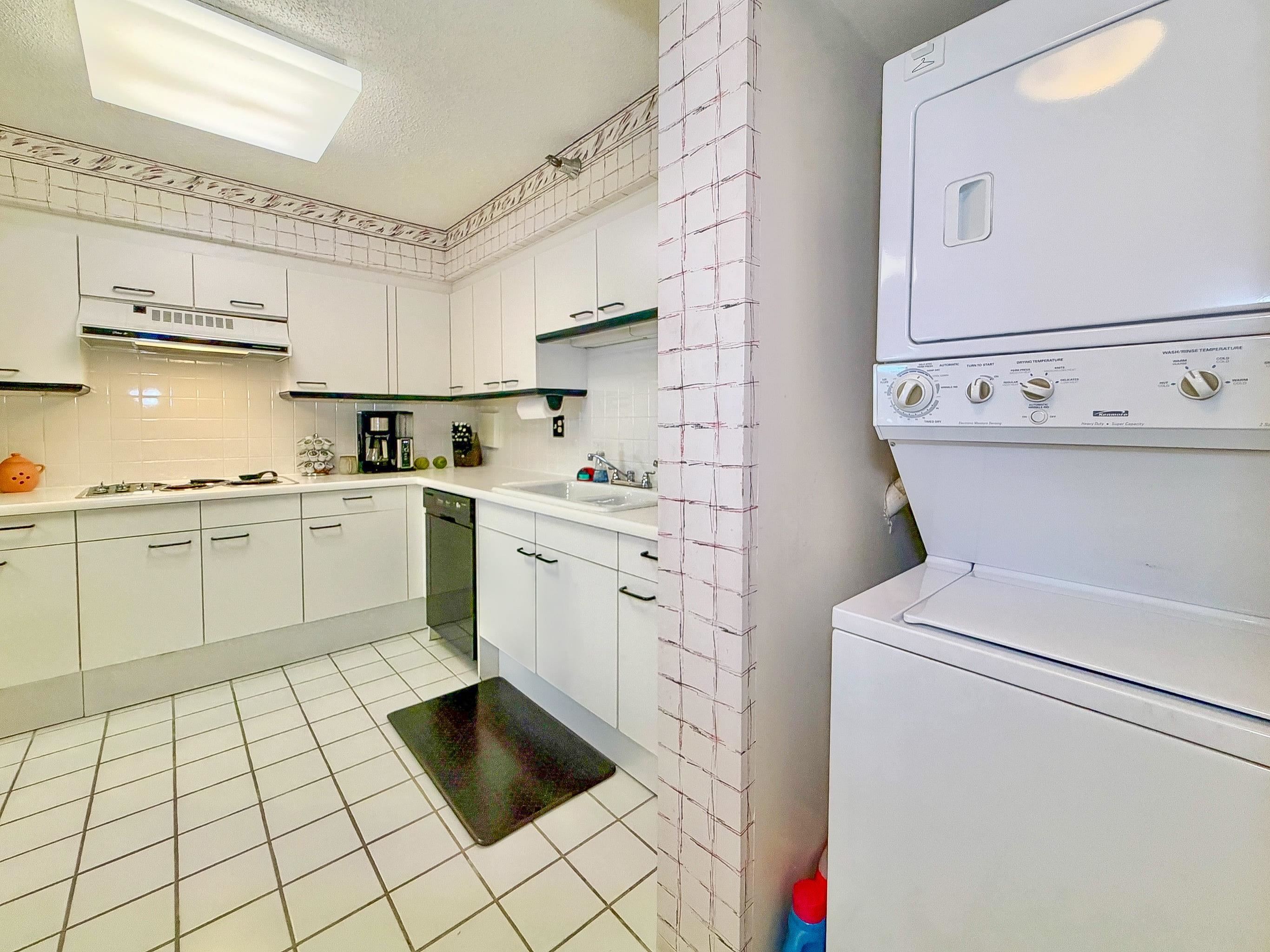 1512 PALISADE AVE Unit: 14R