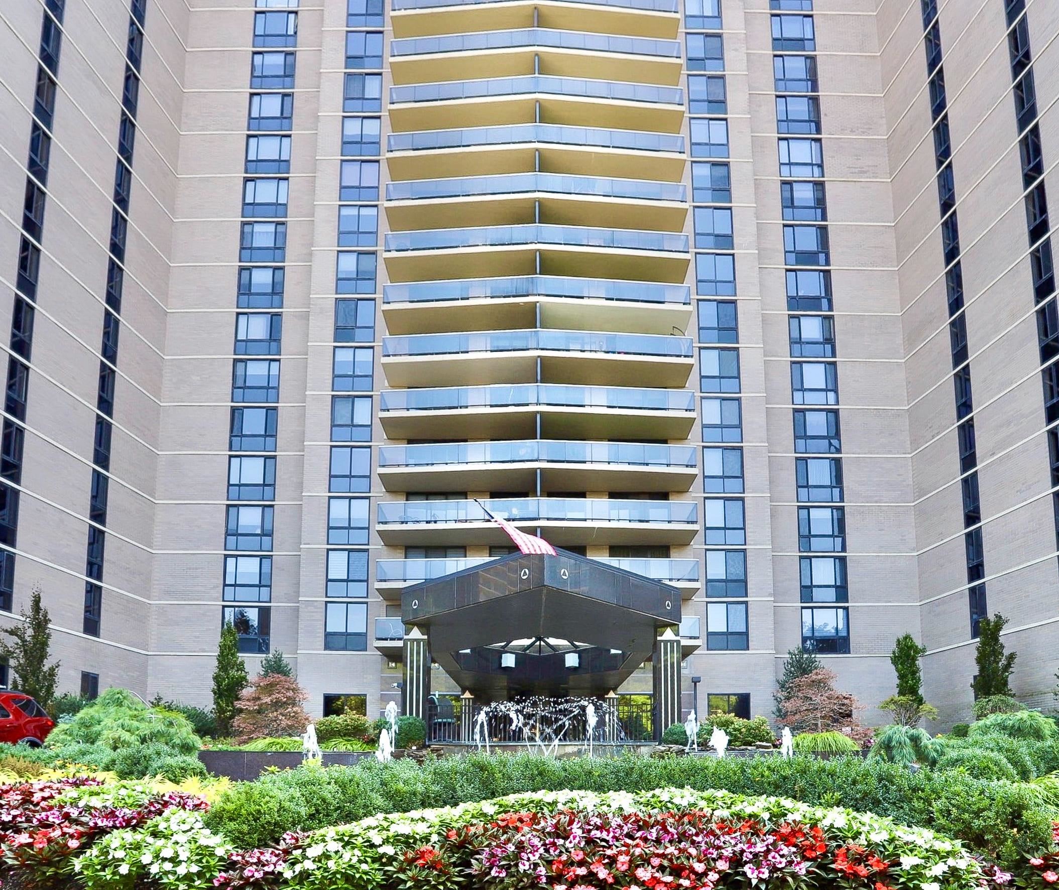1512 PALISADE AVE Unit: 14R