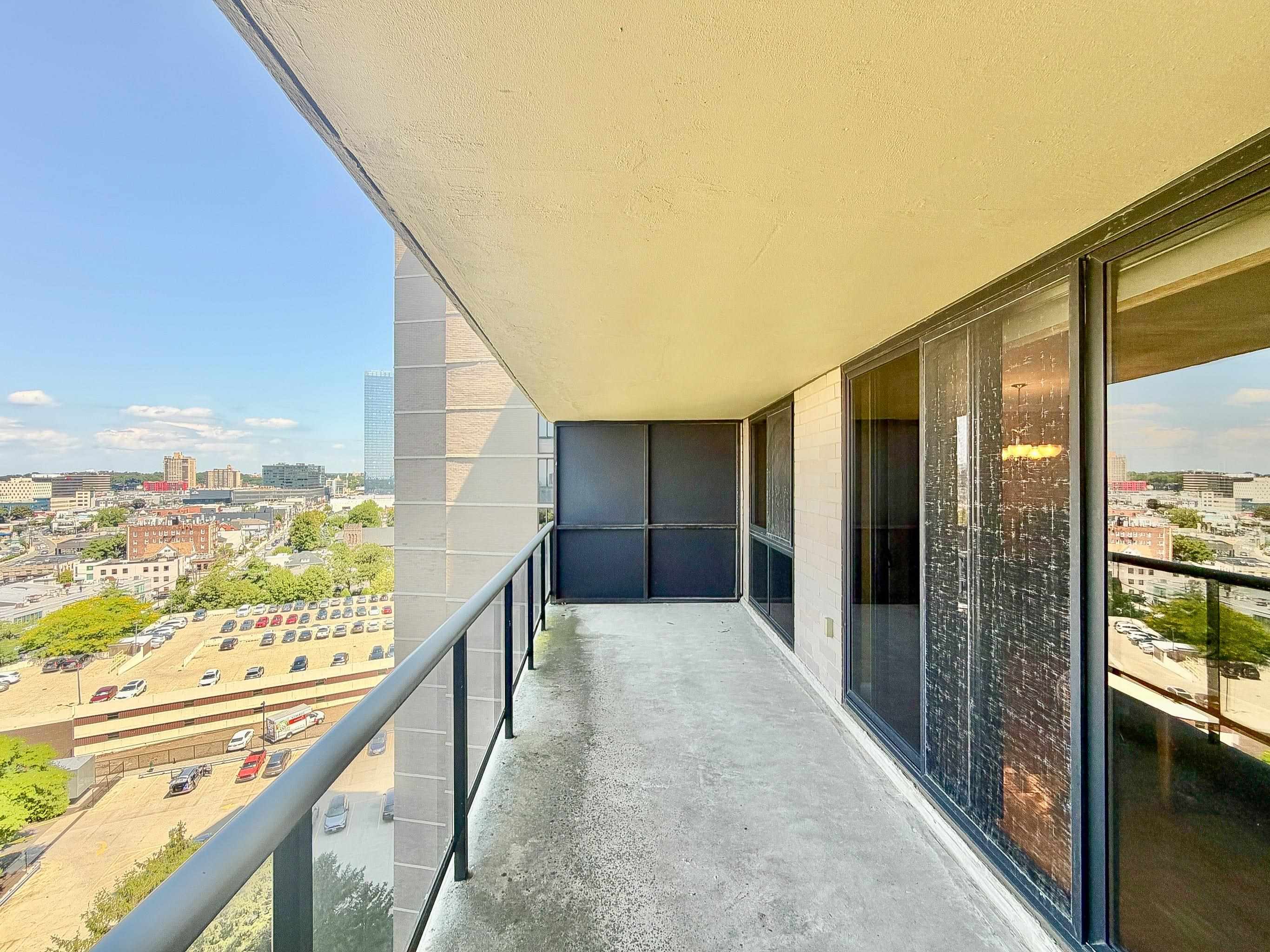 1512 PALISADE AVE Unit: 14R