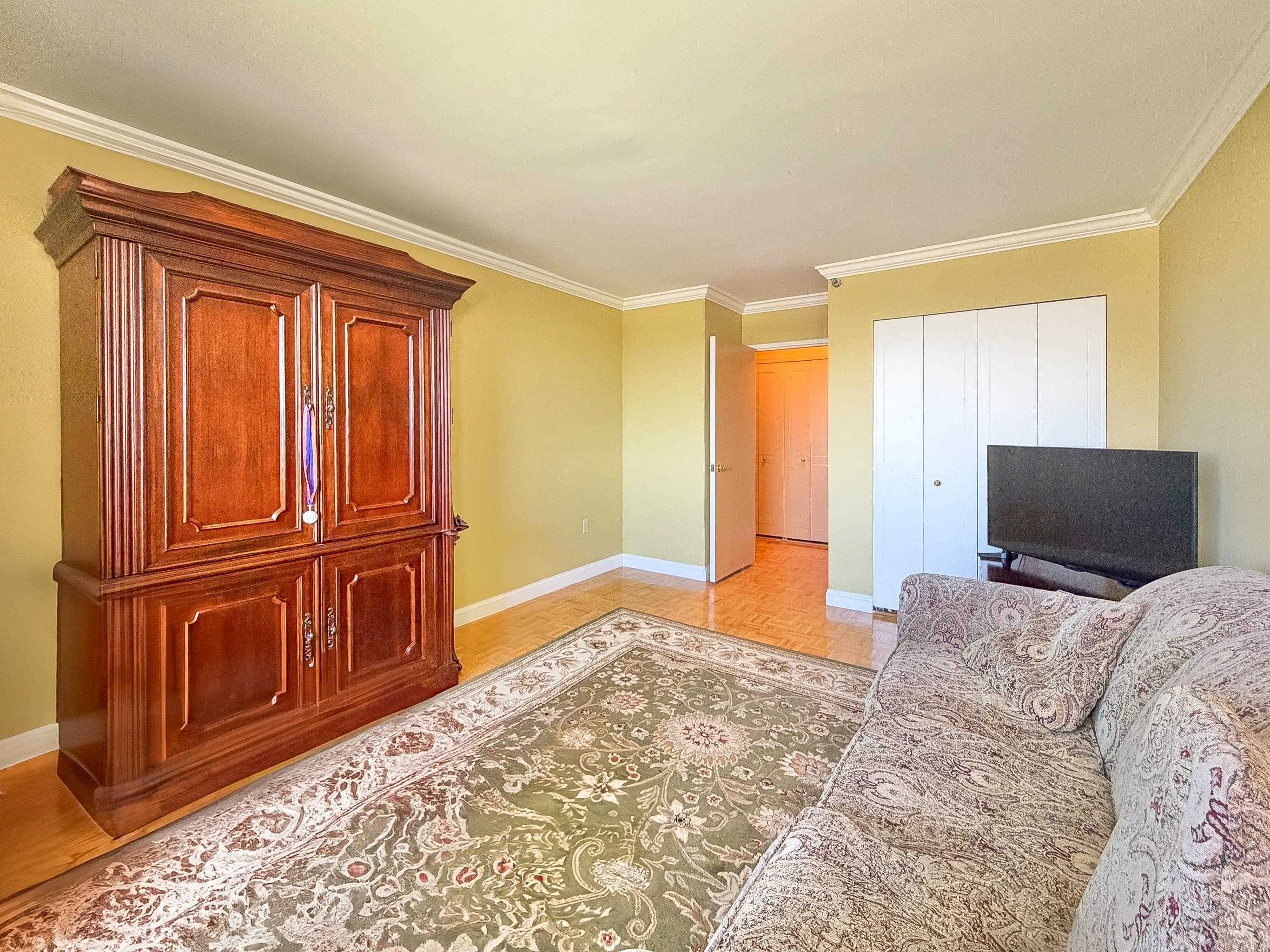1512 PALISADE AVE Unit: 14R
