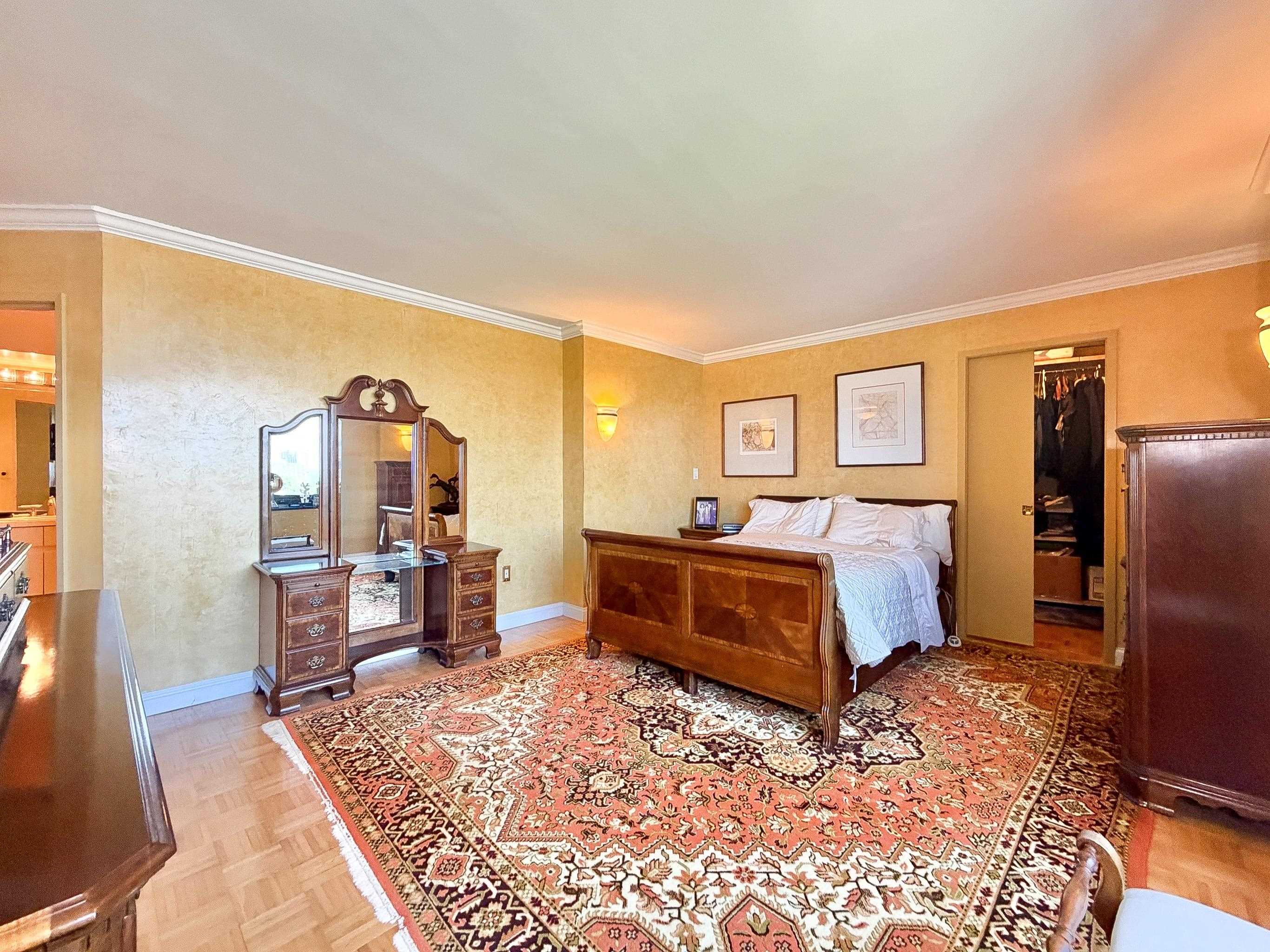 1512 PALISADE AVE Unit: 14R