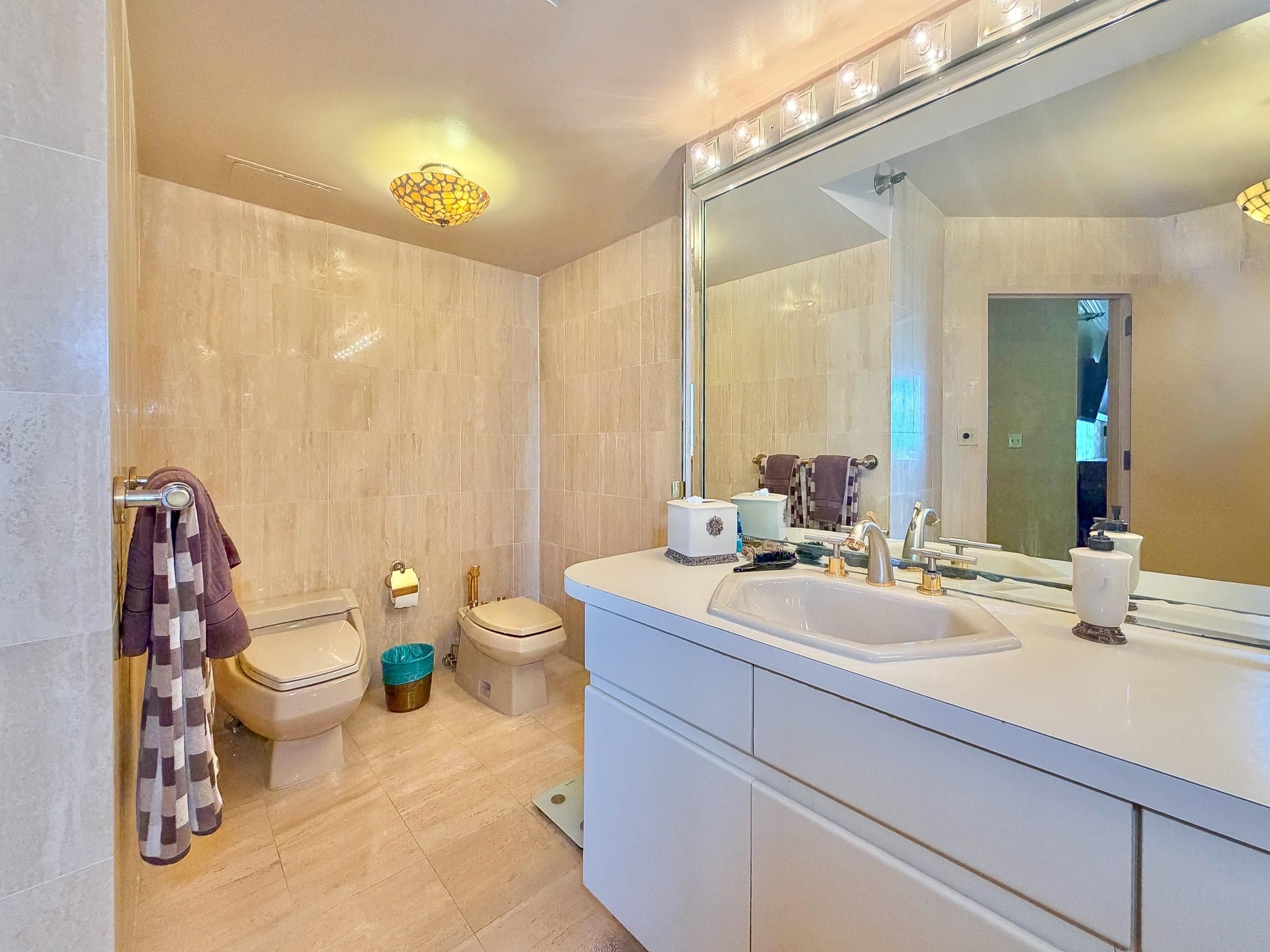 1512 PALISADE AVE Unit: 14R