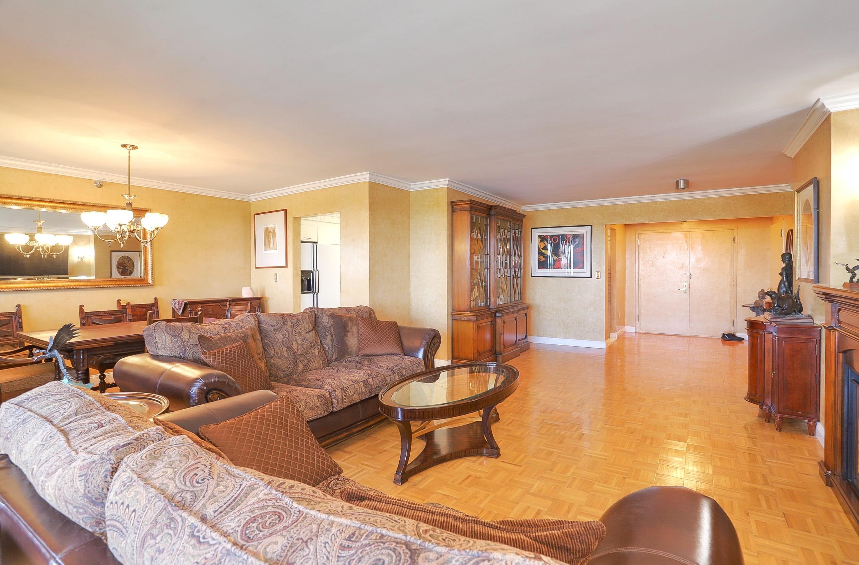 1512 PALISADE AVE Unit: 14R