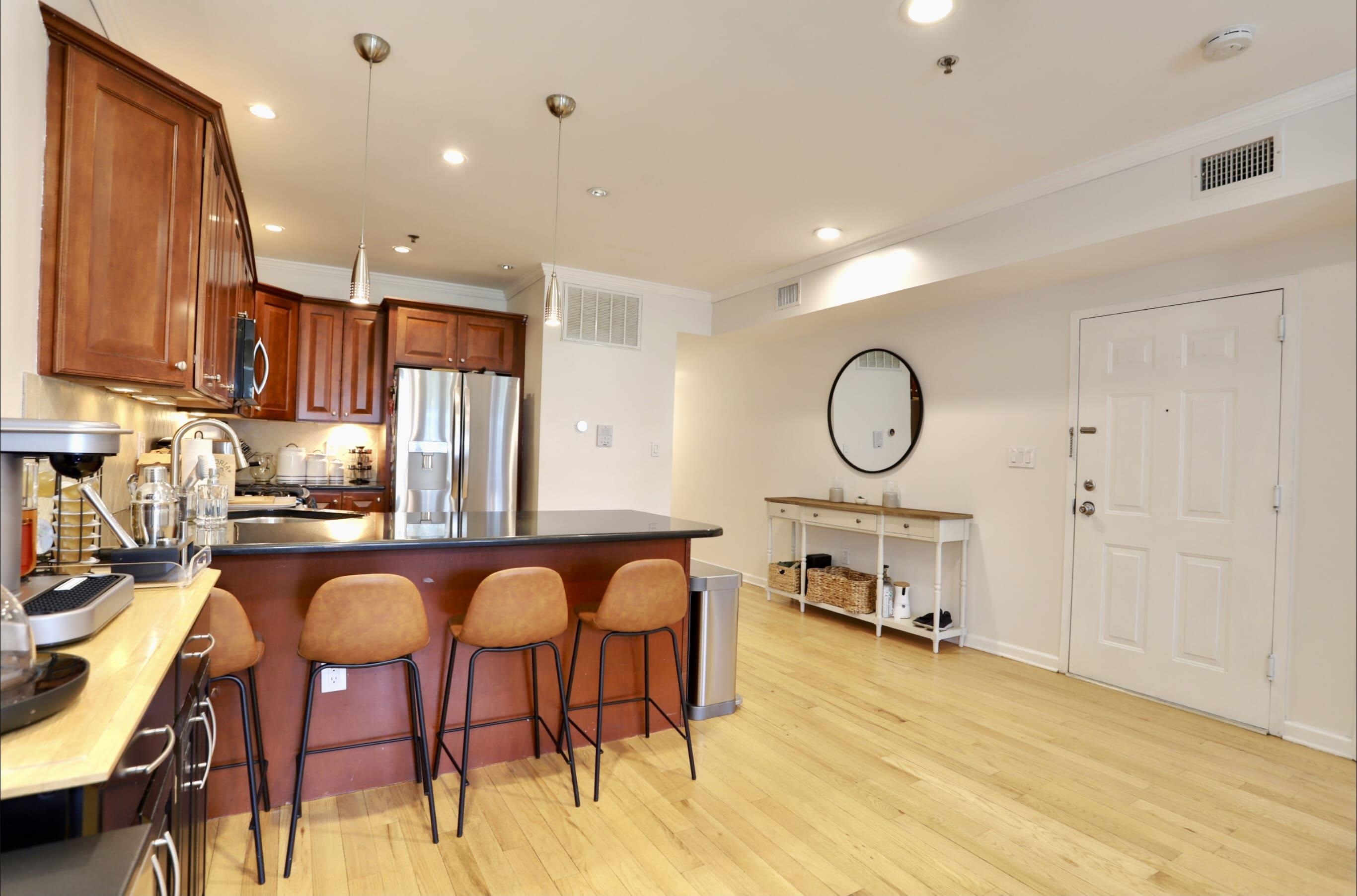 421 JACKSON ST Unit: 1