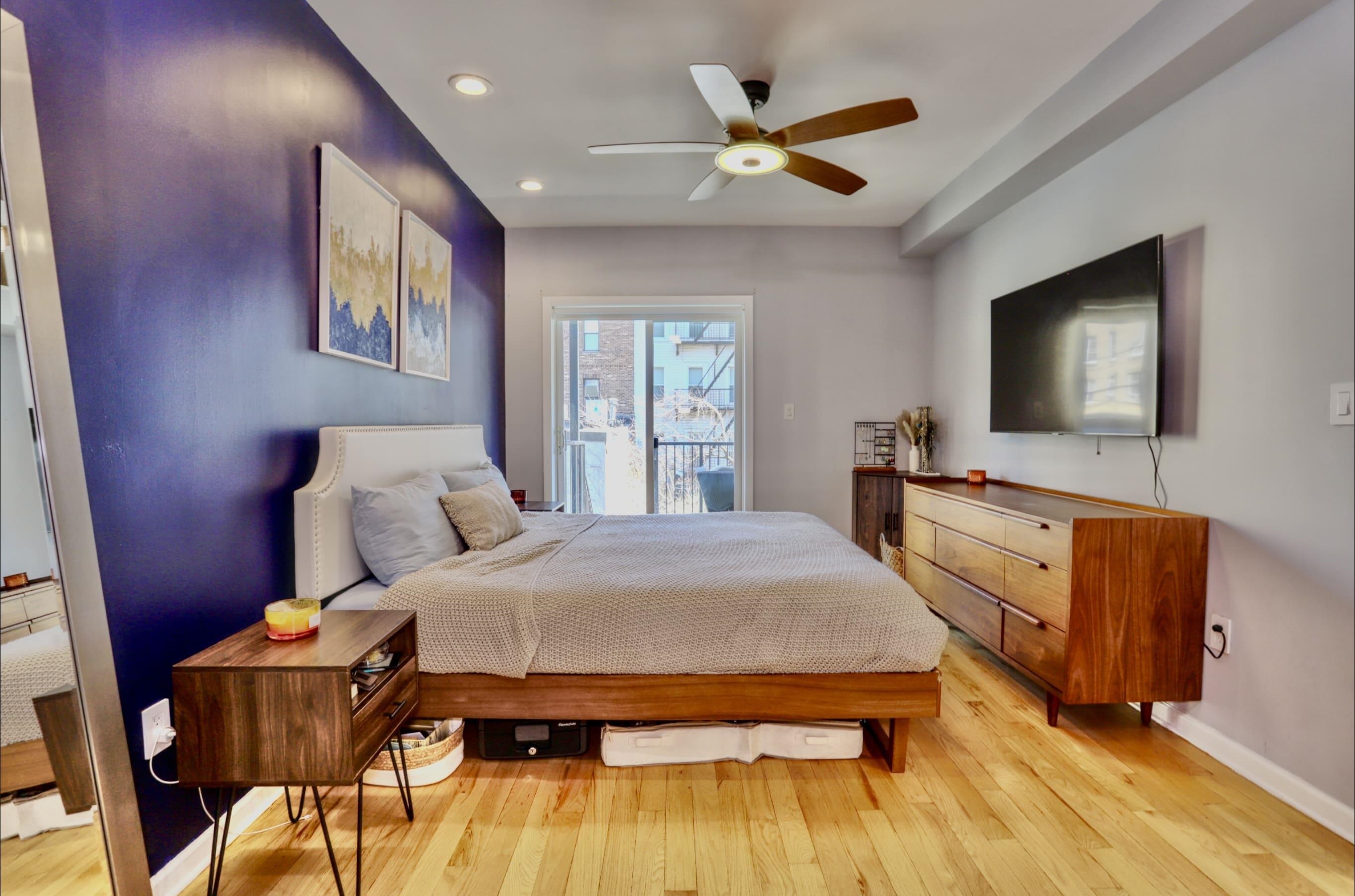 421 JACKSON ST Unit: 1