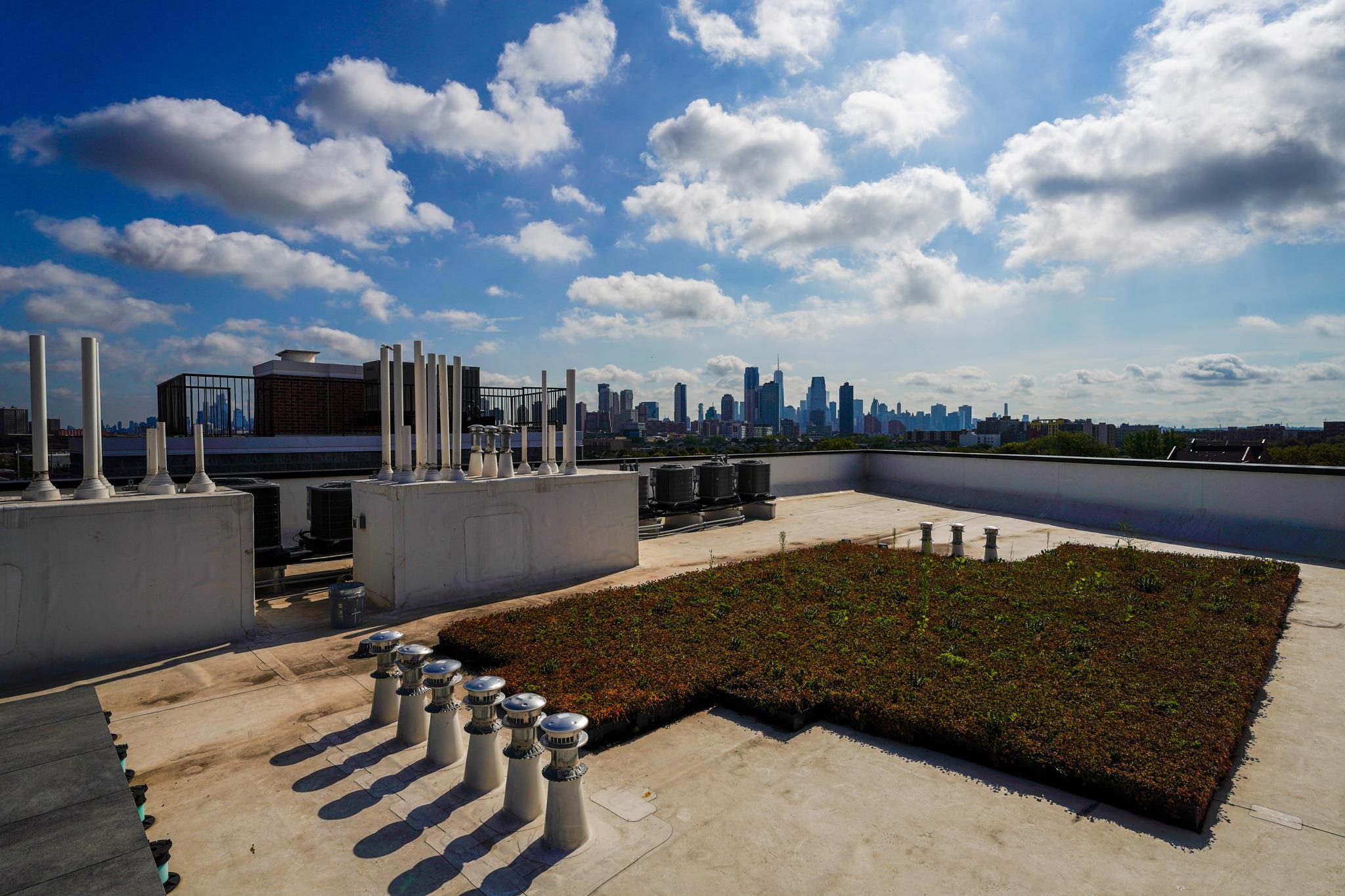 660 GRAND ST Unit: 401