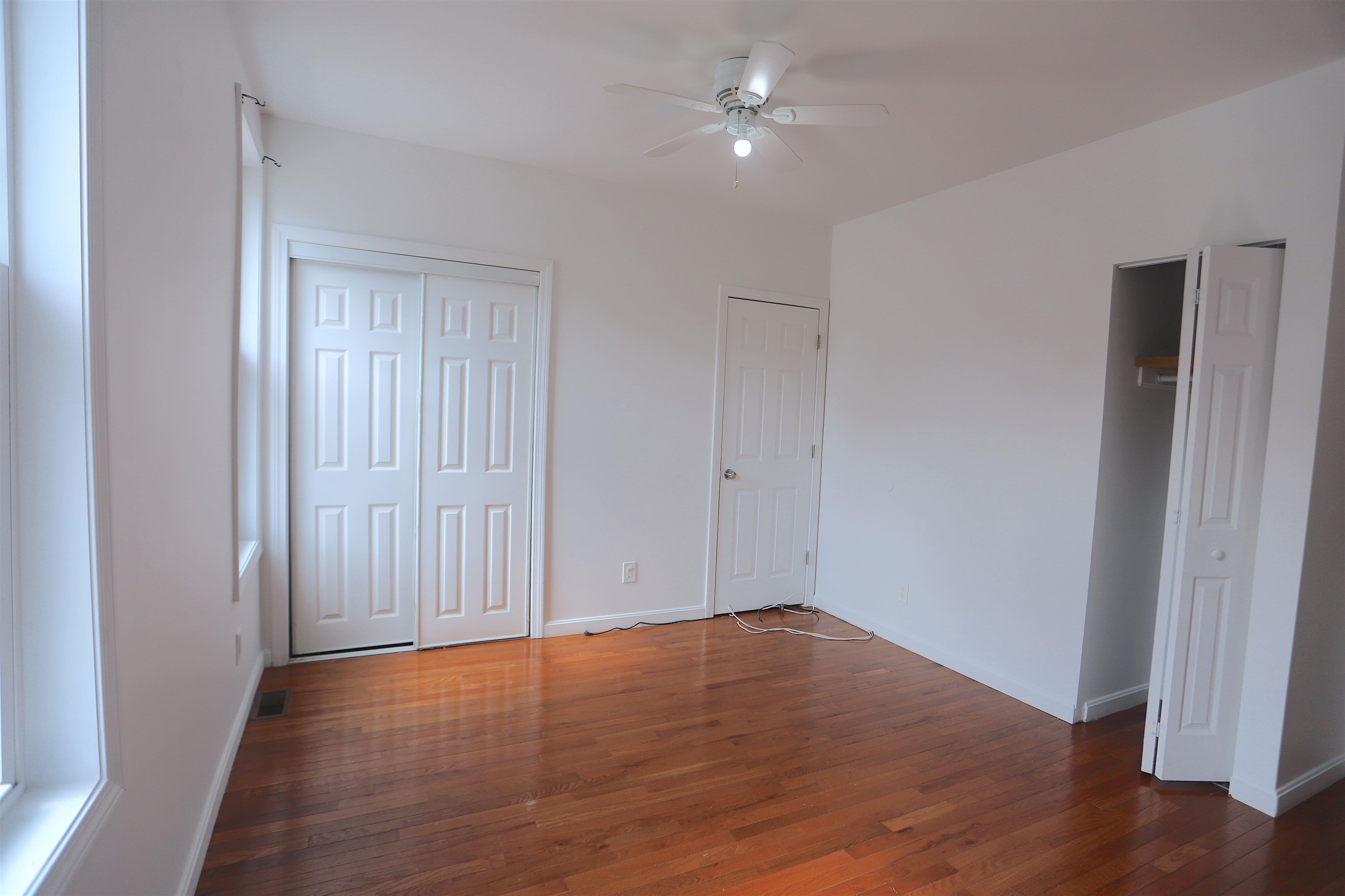 195 WEBSTER AVE Unit: 2