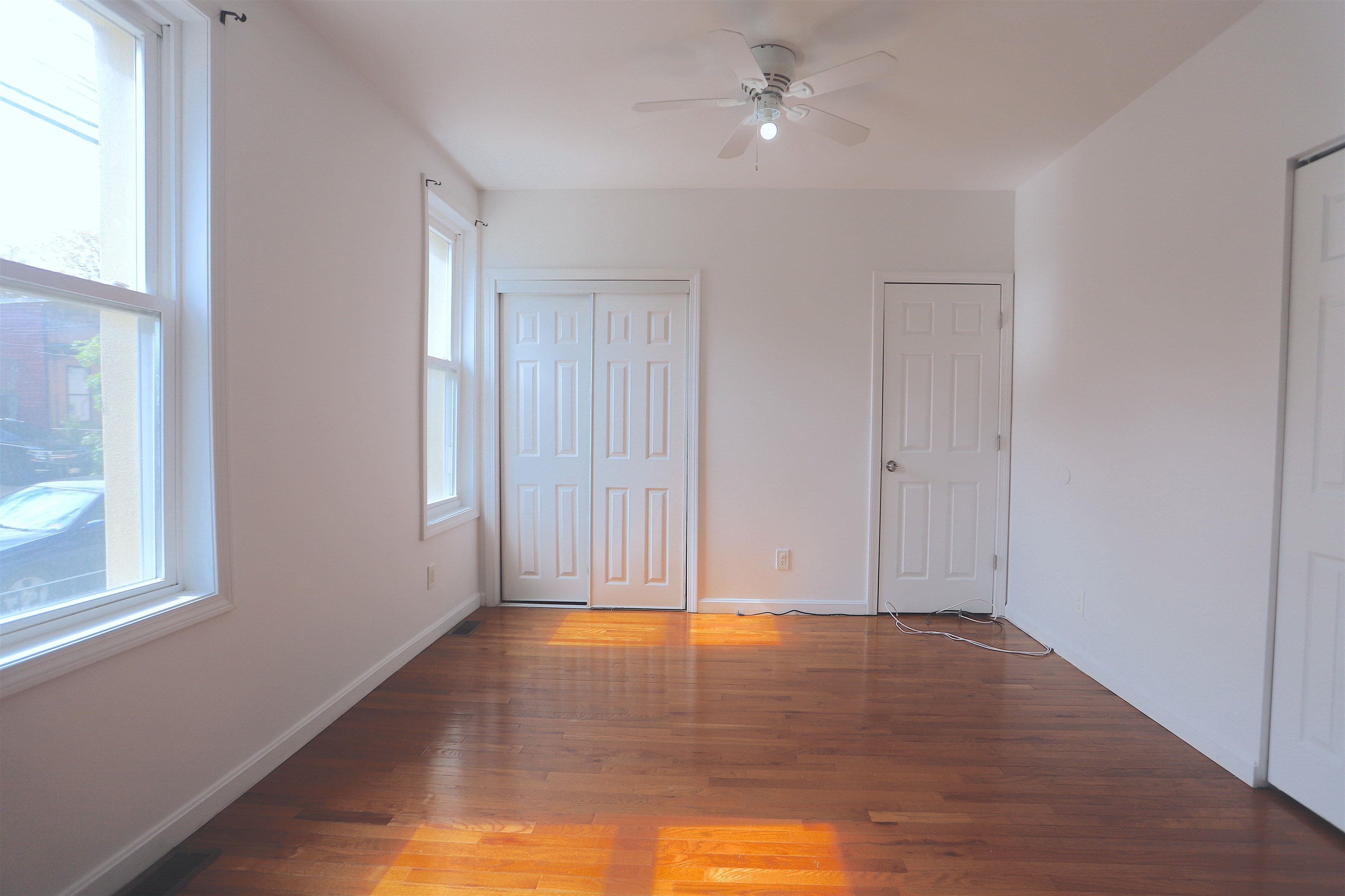 195 WEBSTER AVE Unit: 2