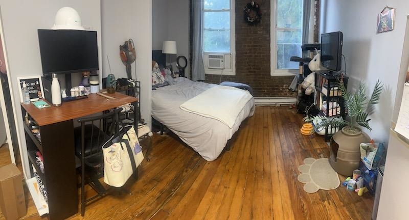 320 JEFFERSON ST Unit: 1RR