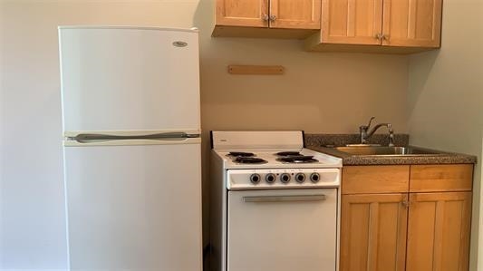 320 JEFFERSON ST Unit: 1RR