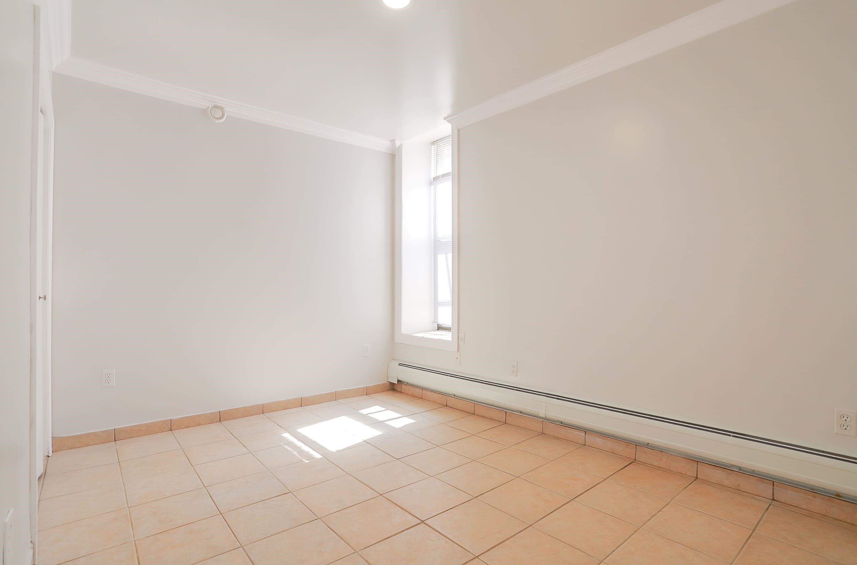 6311 DEWEY AVE Unit: 1