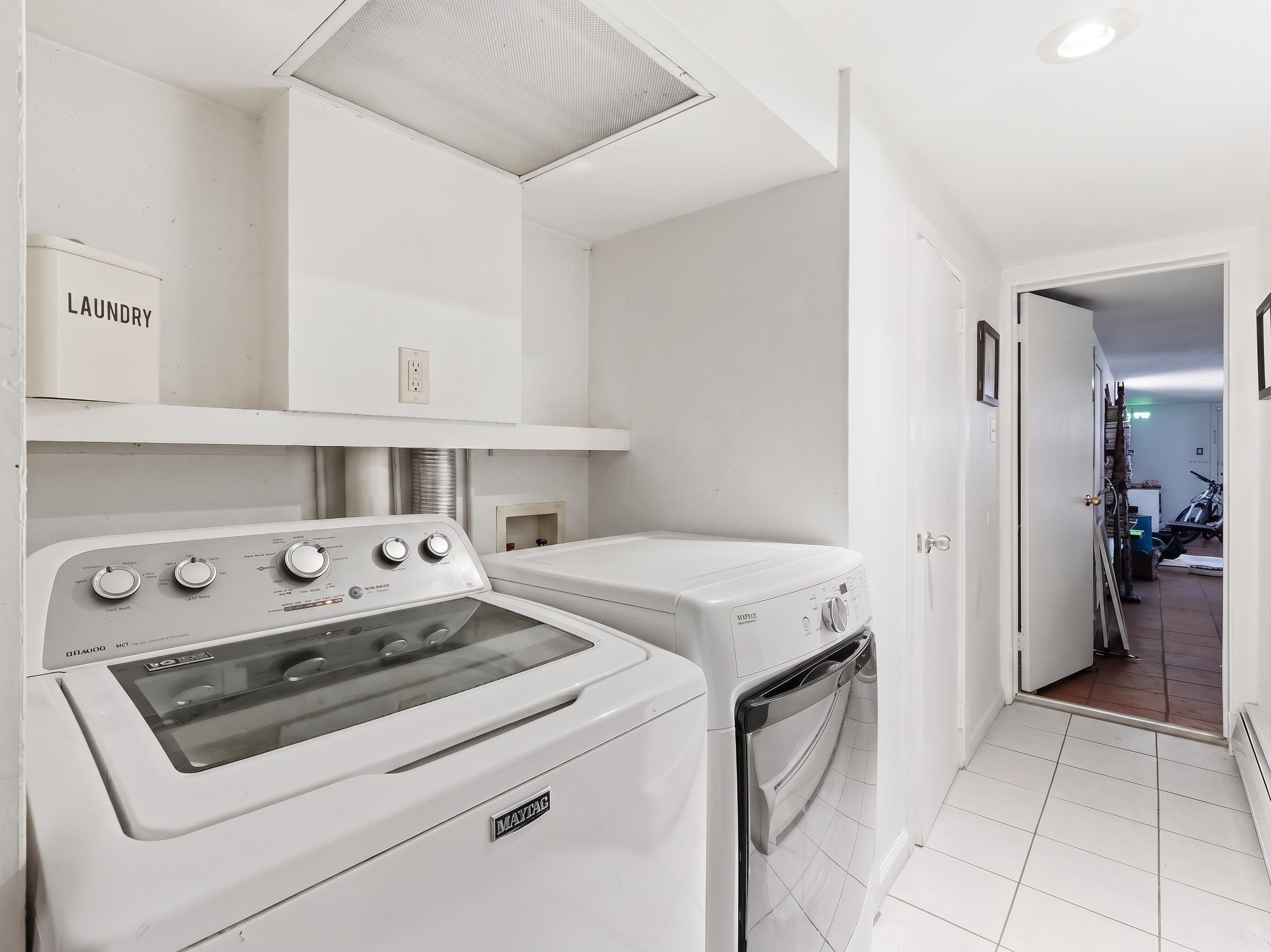 211 PLAINFIELD AVE