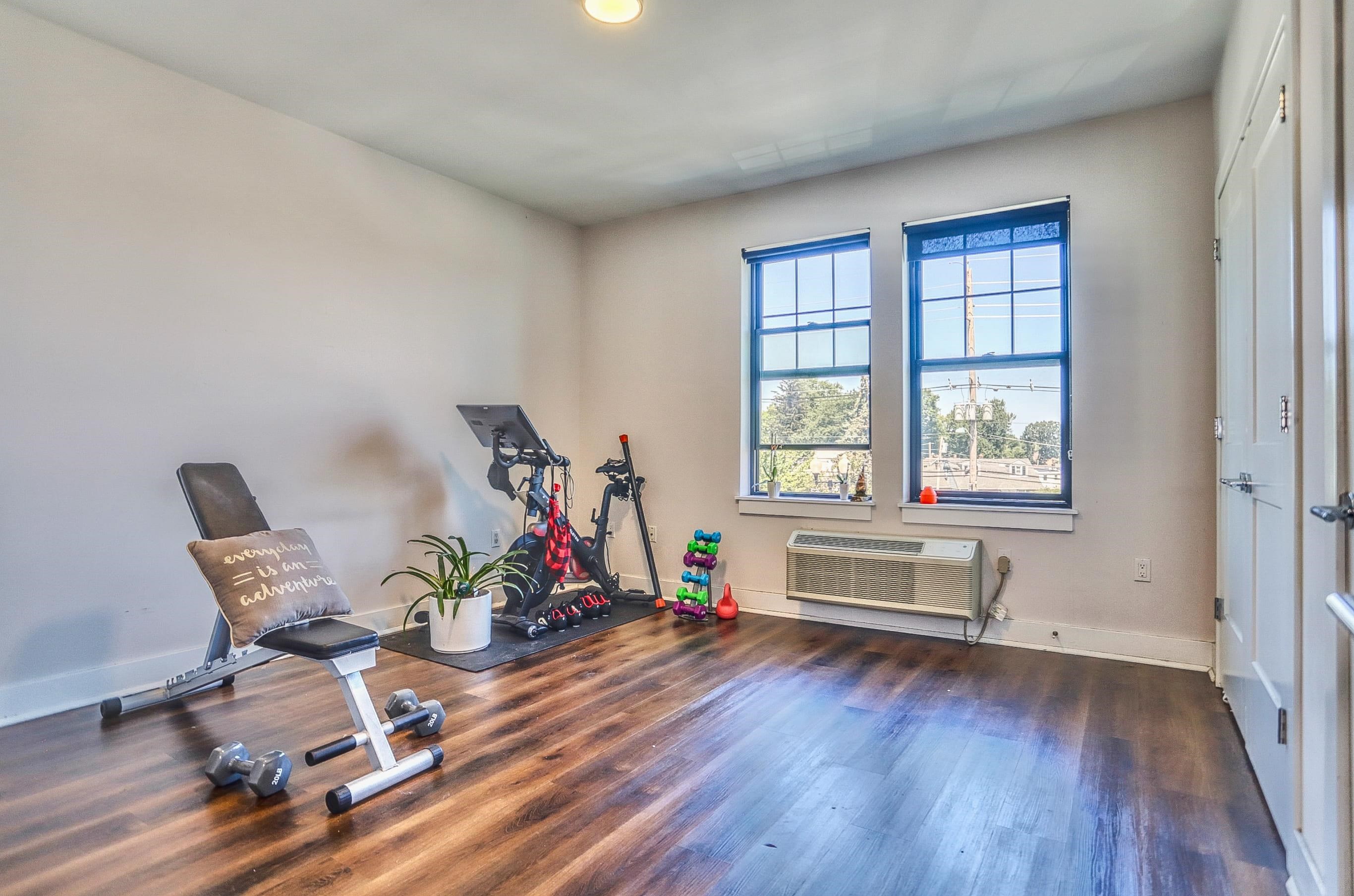 110 MARKET ST Unit: 204
