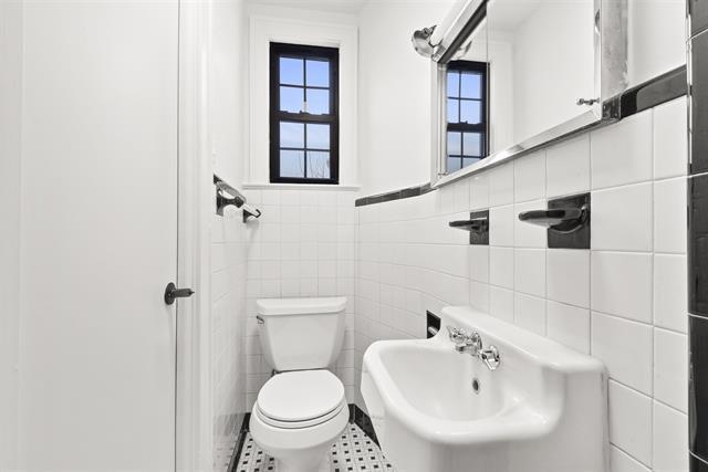 522 23RD ST Unit: 2