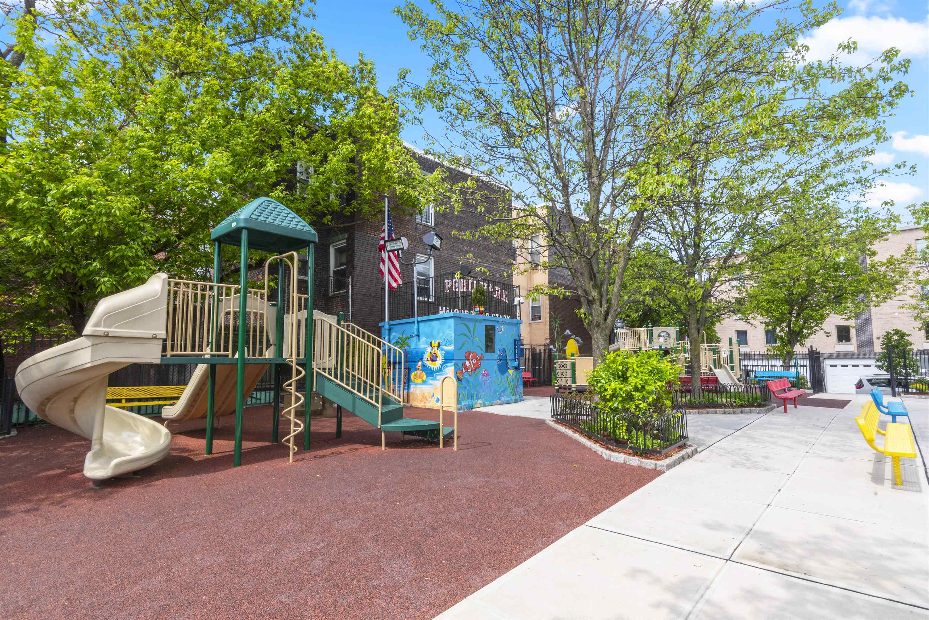 522 23RD ST Unit: 2