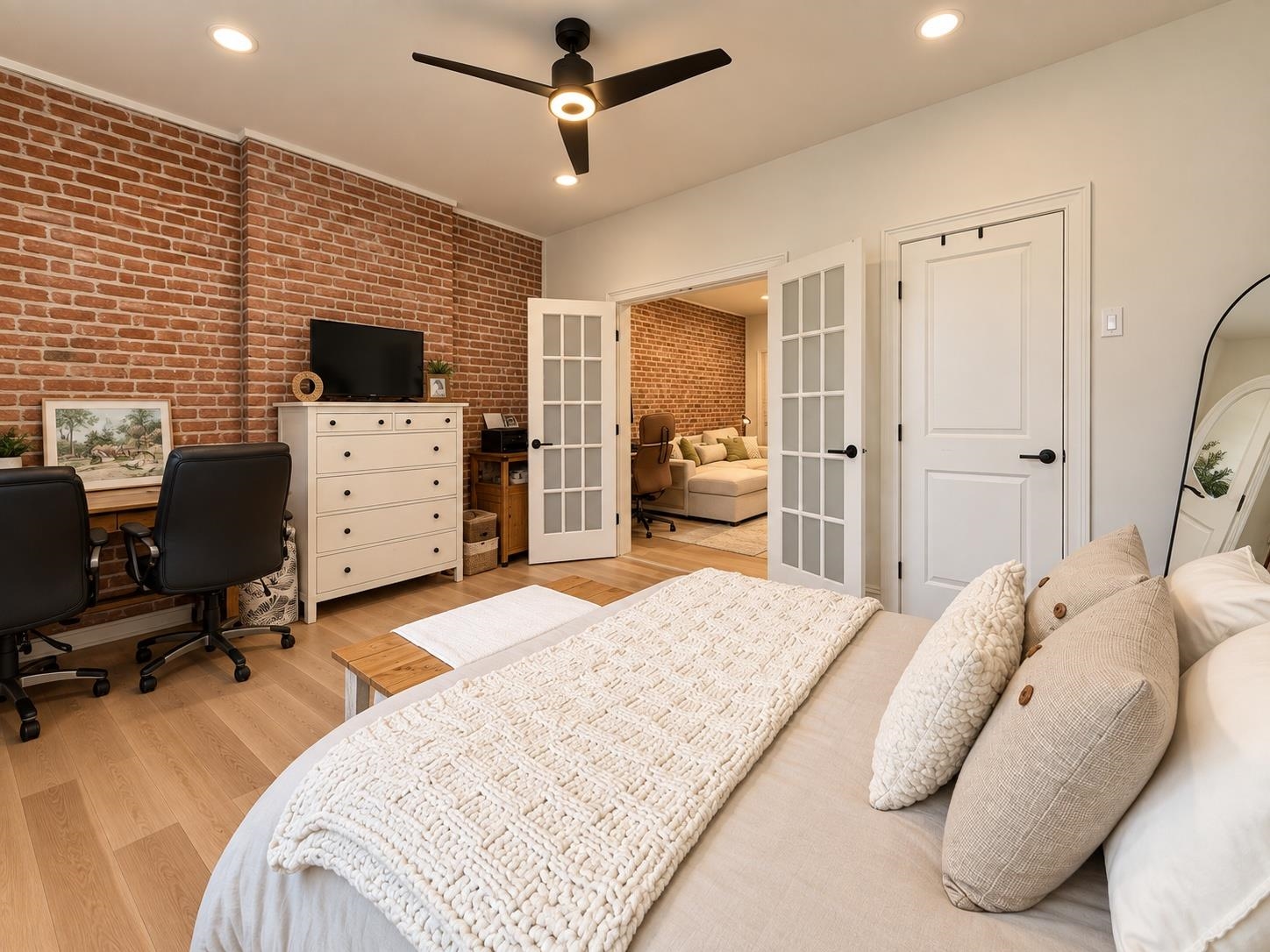 522 23RD ST Unit: 2