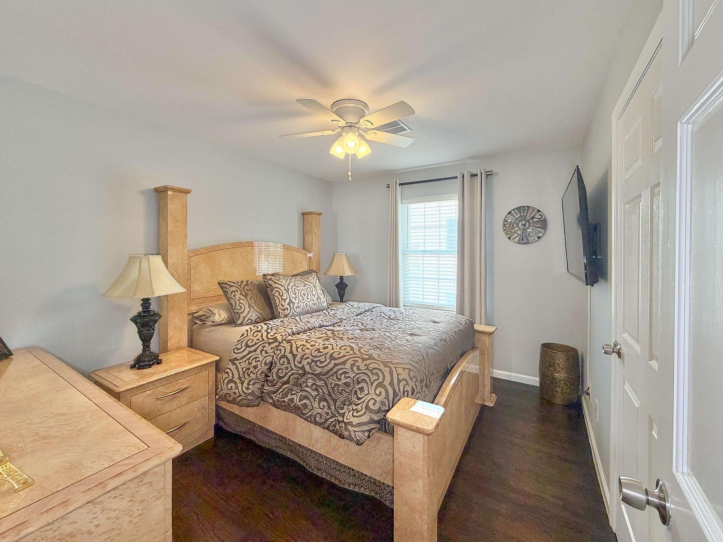 87 WALLIS AVE Unit: 2