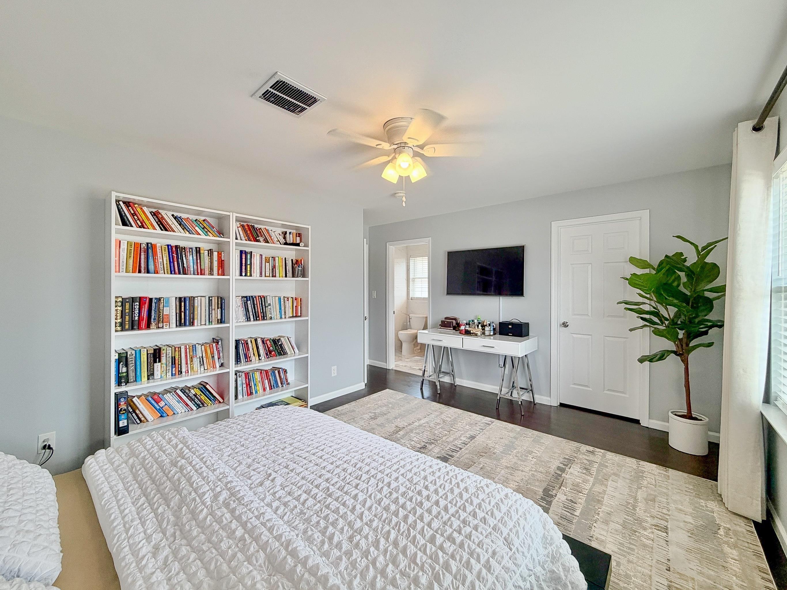 87 WALLIS AVE Unit: 2