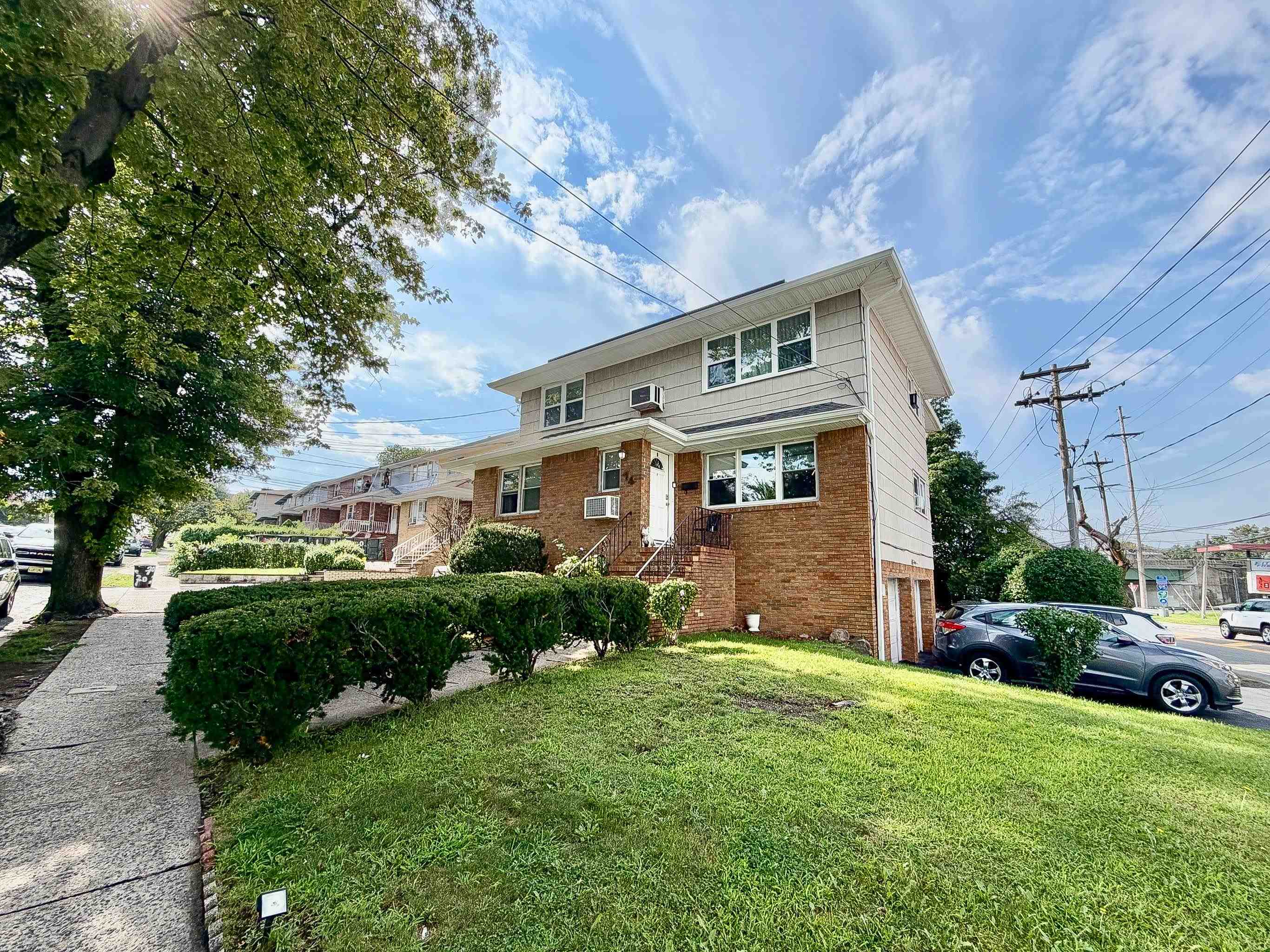 74 WEST COLUMBIA AVE Unit: 3