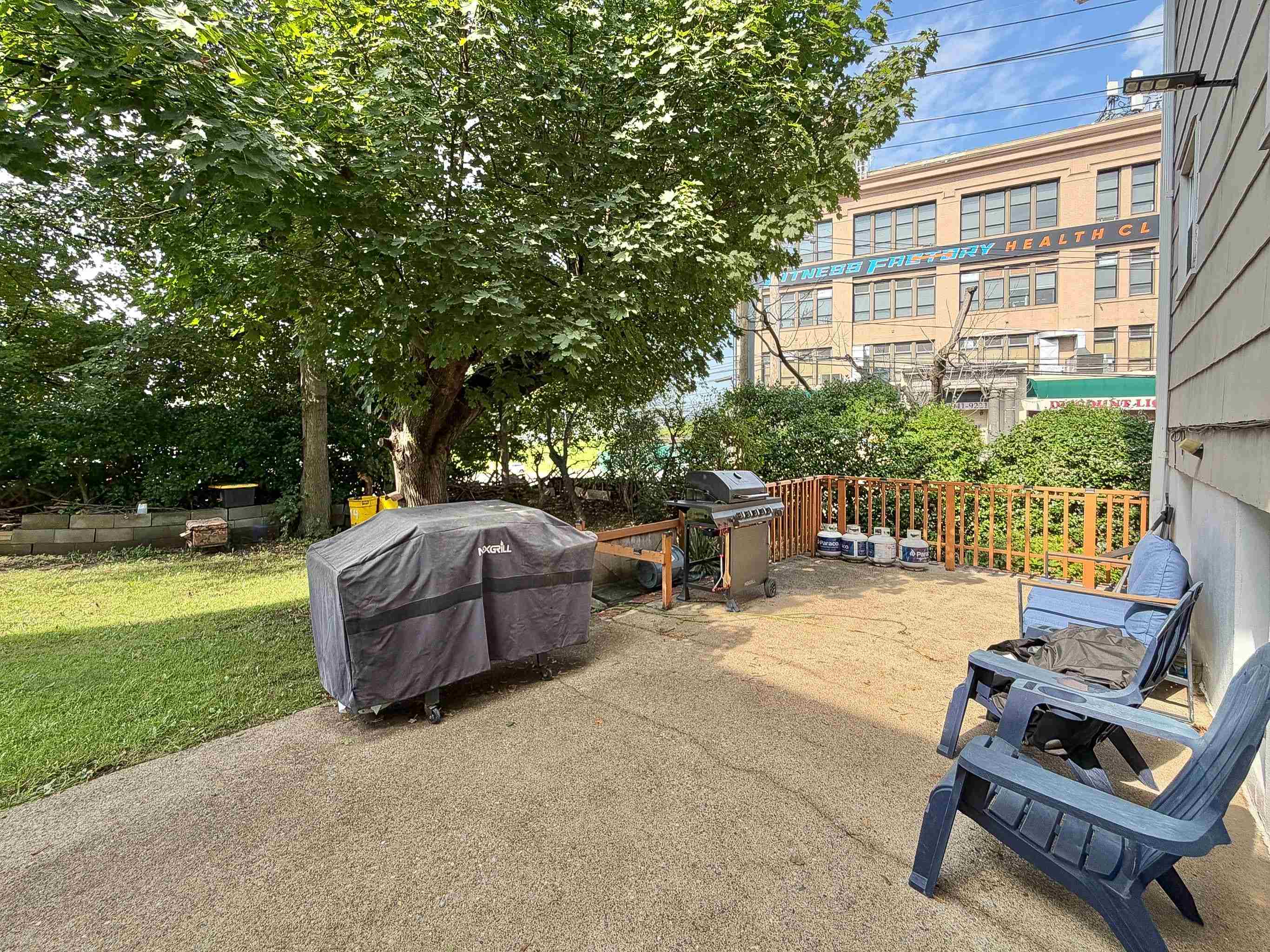 74 WEST COLUMBIA AVE Unit: 3