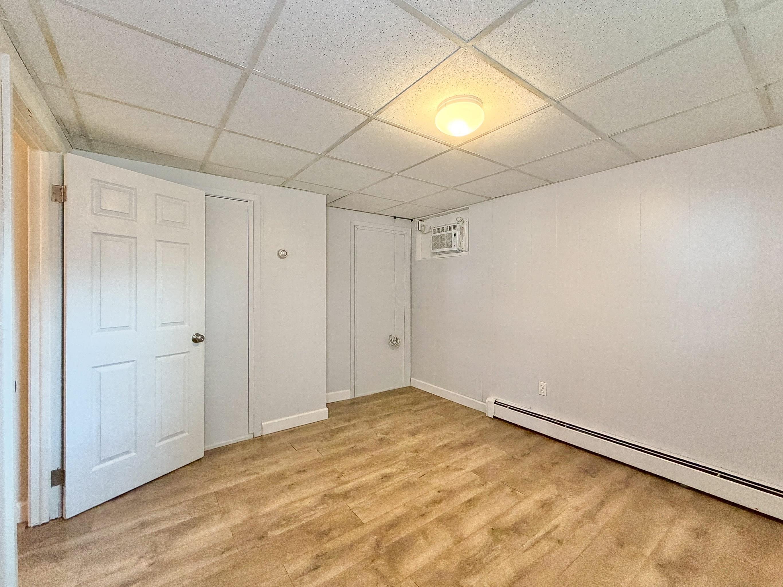 74 WEST COLUMBIA AVE Unit: 3