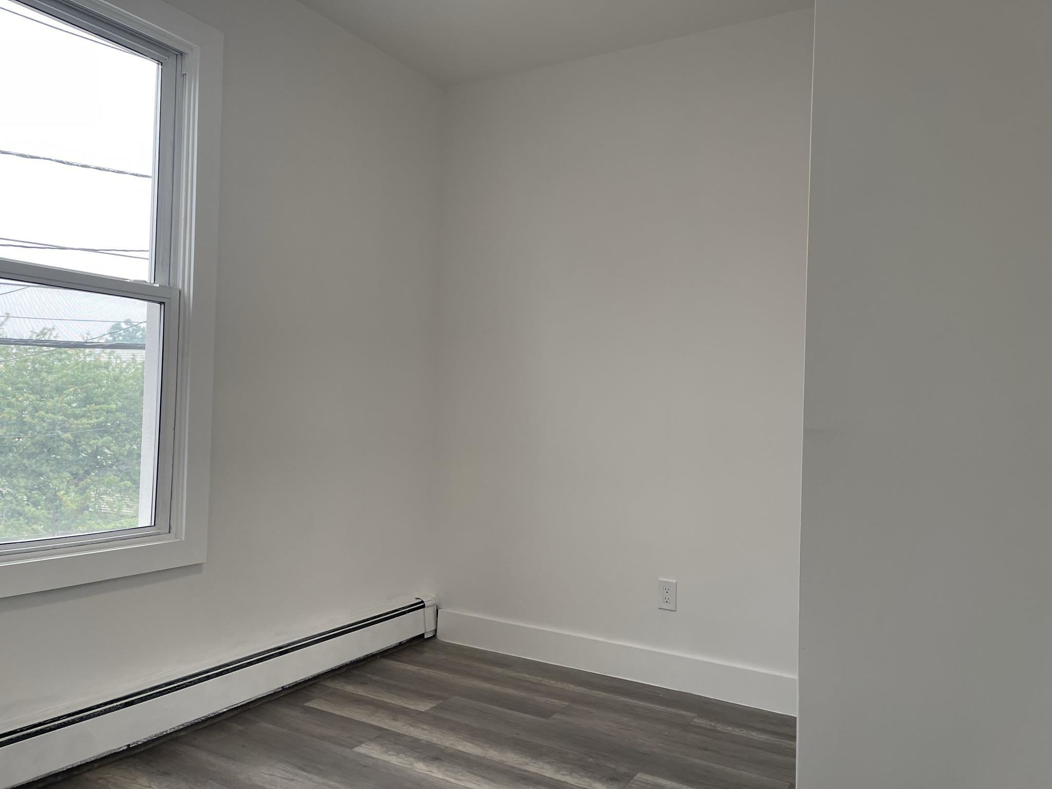 99 CLINTON AVE Unit: 2