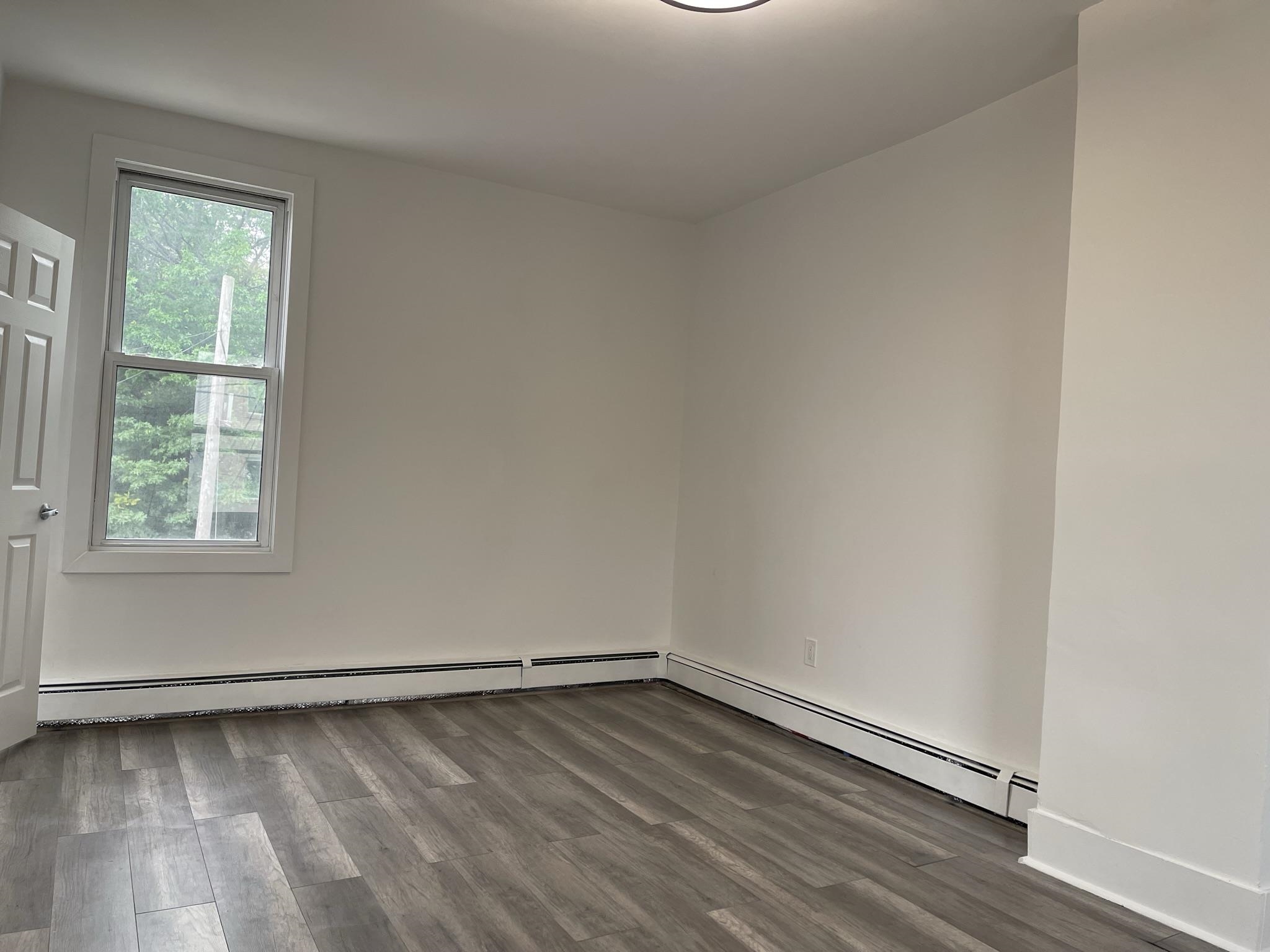 99 CLINTON AVE Unit: 2