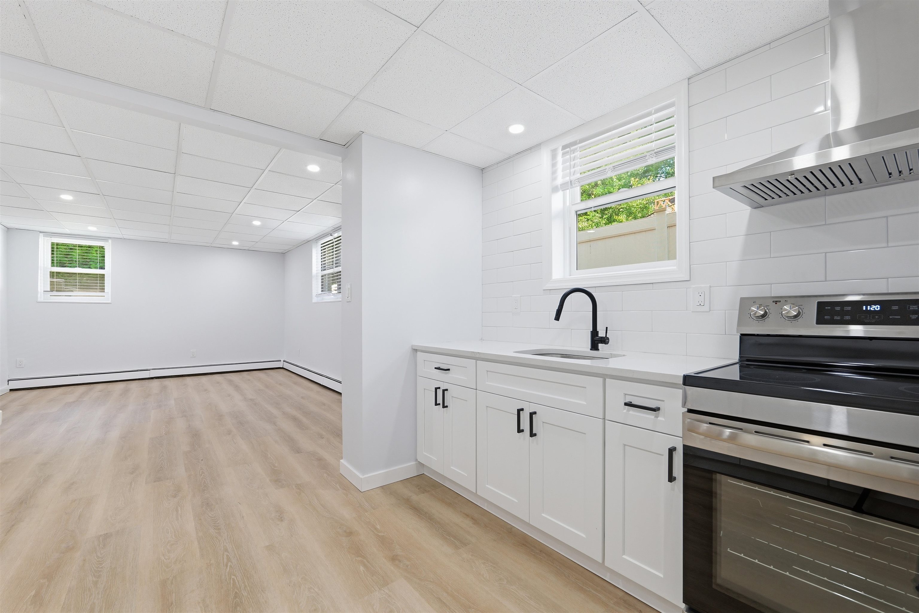 377 PASSAIC ST Unit: APT 1