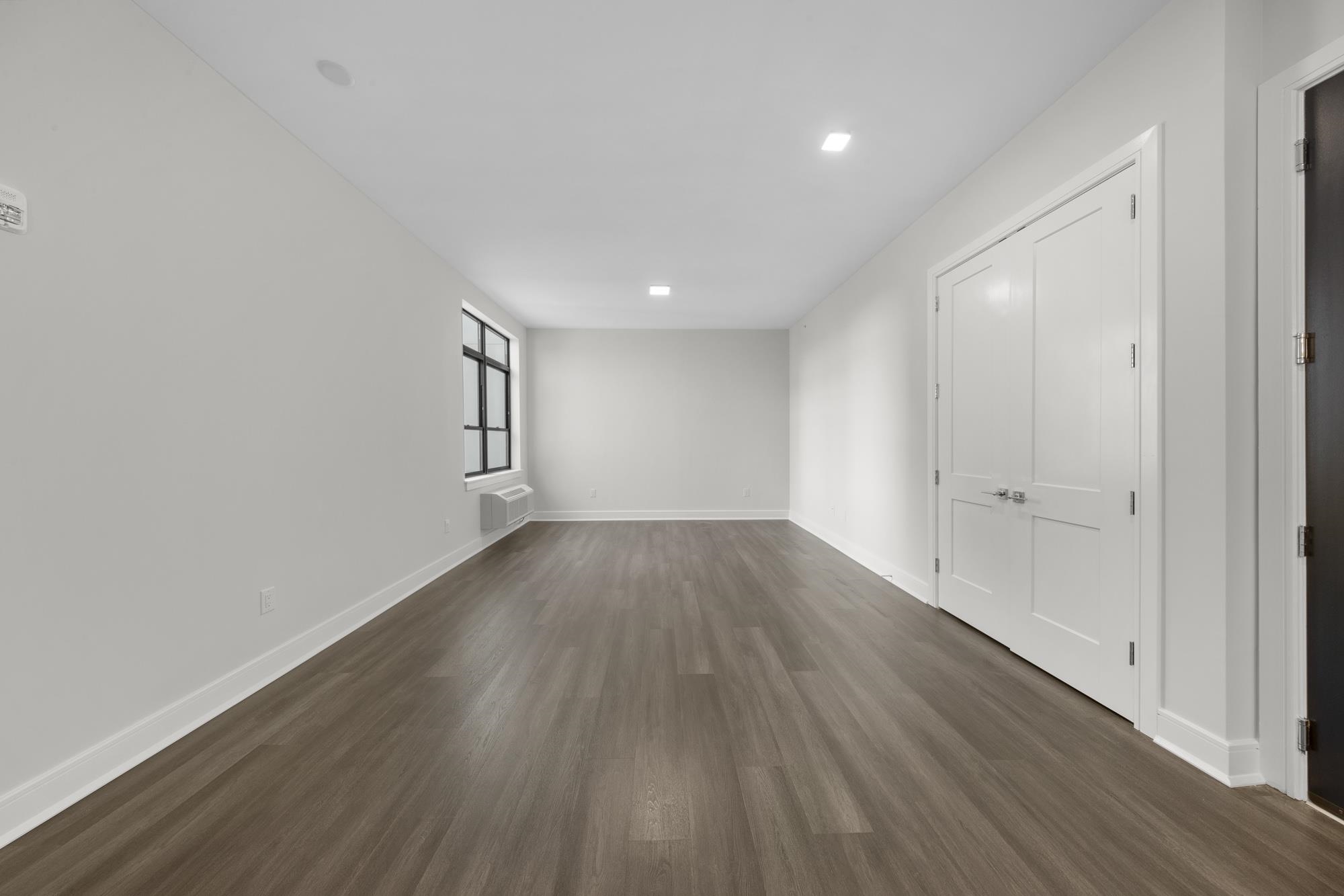 121 34TH ST Unit: 510