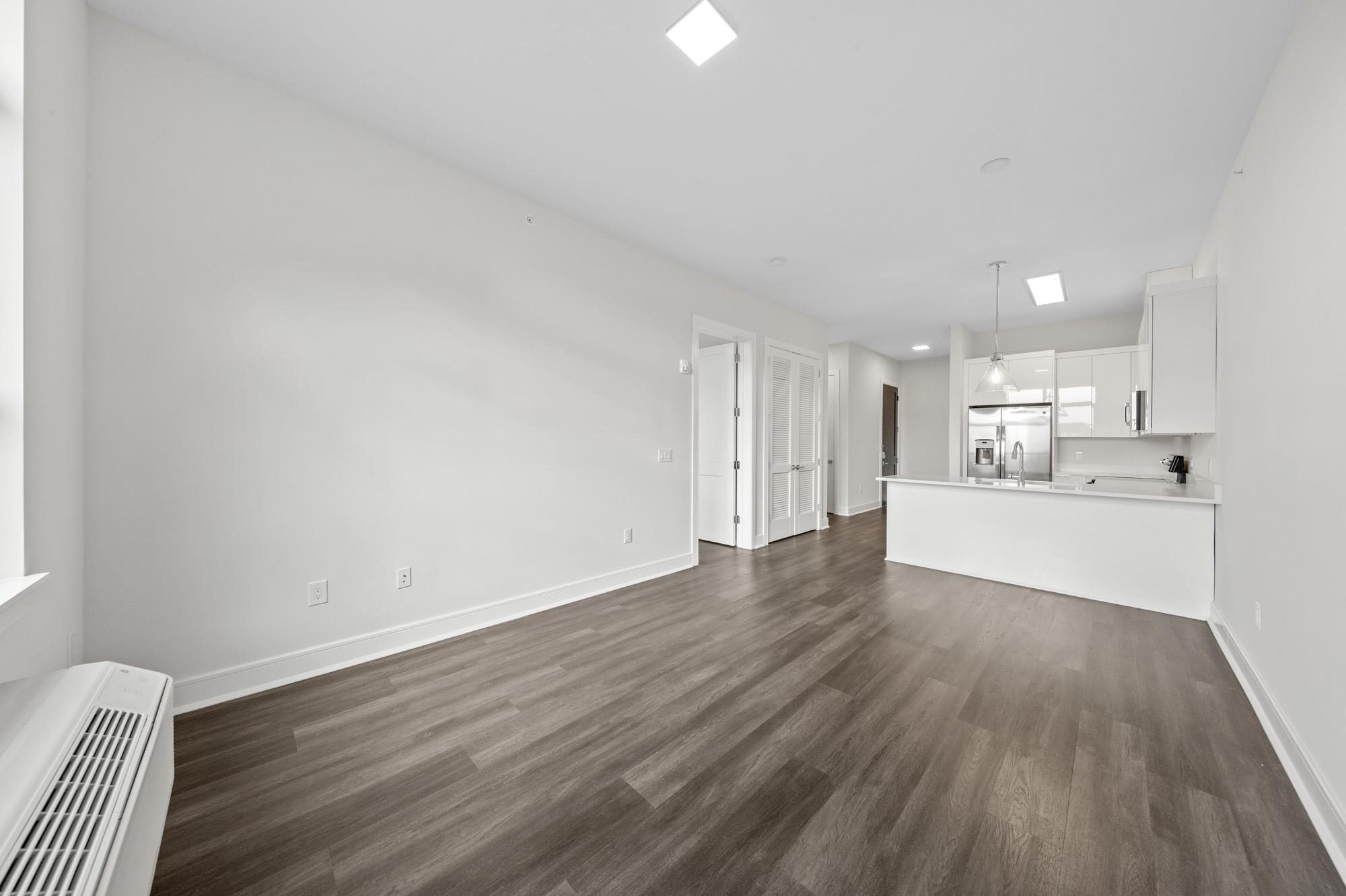 121 34TH ST Unit: 315