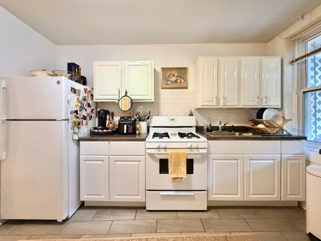 733 PARK AVE Unit: G