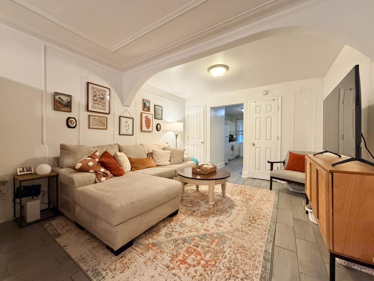 733 PARK AVE Unit: G