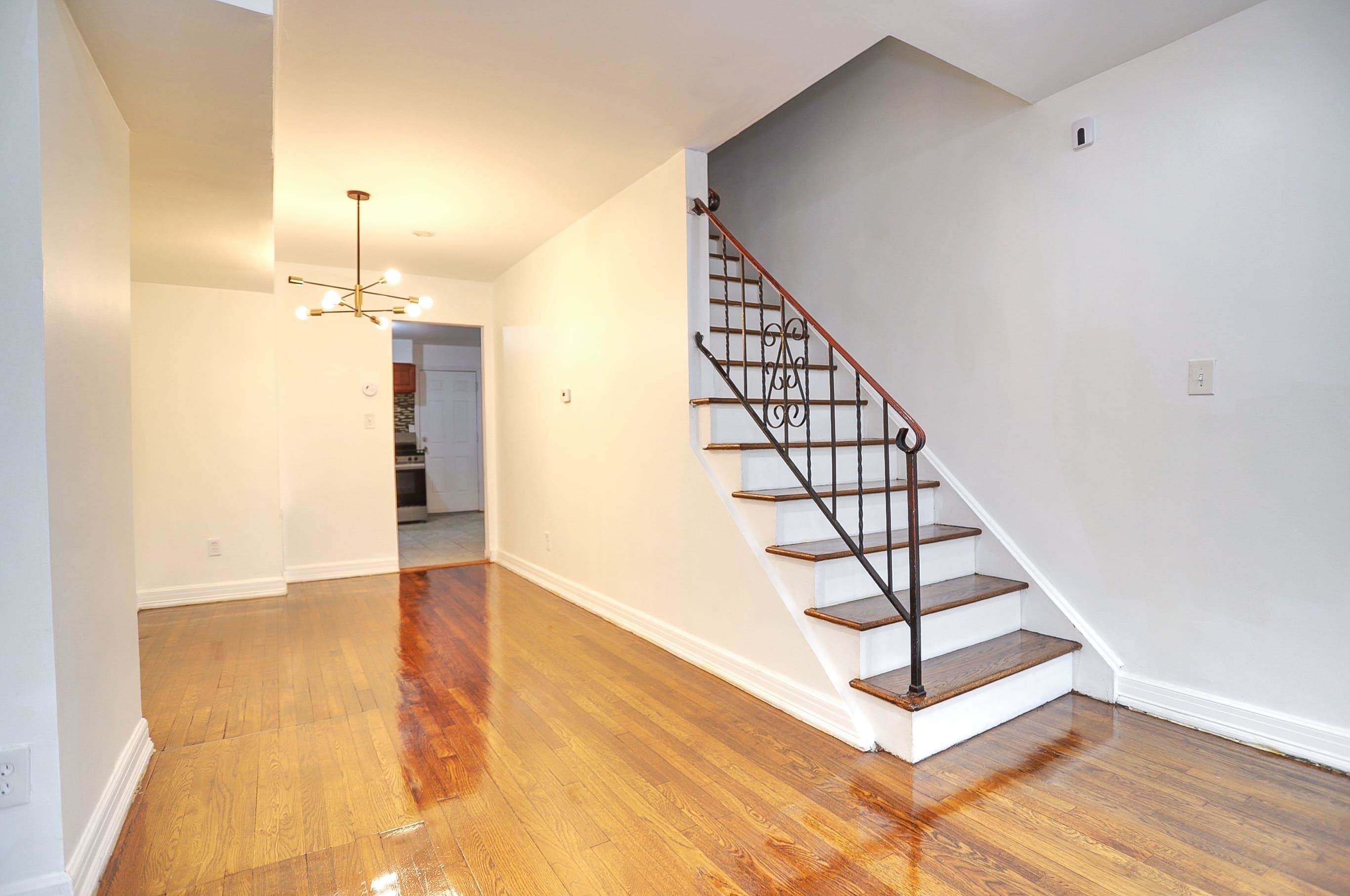 8 VAN NOSTRAND AVE