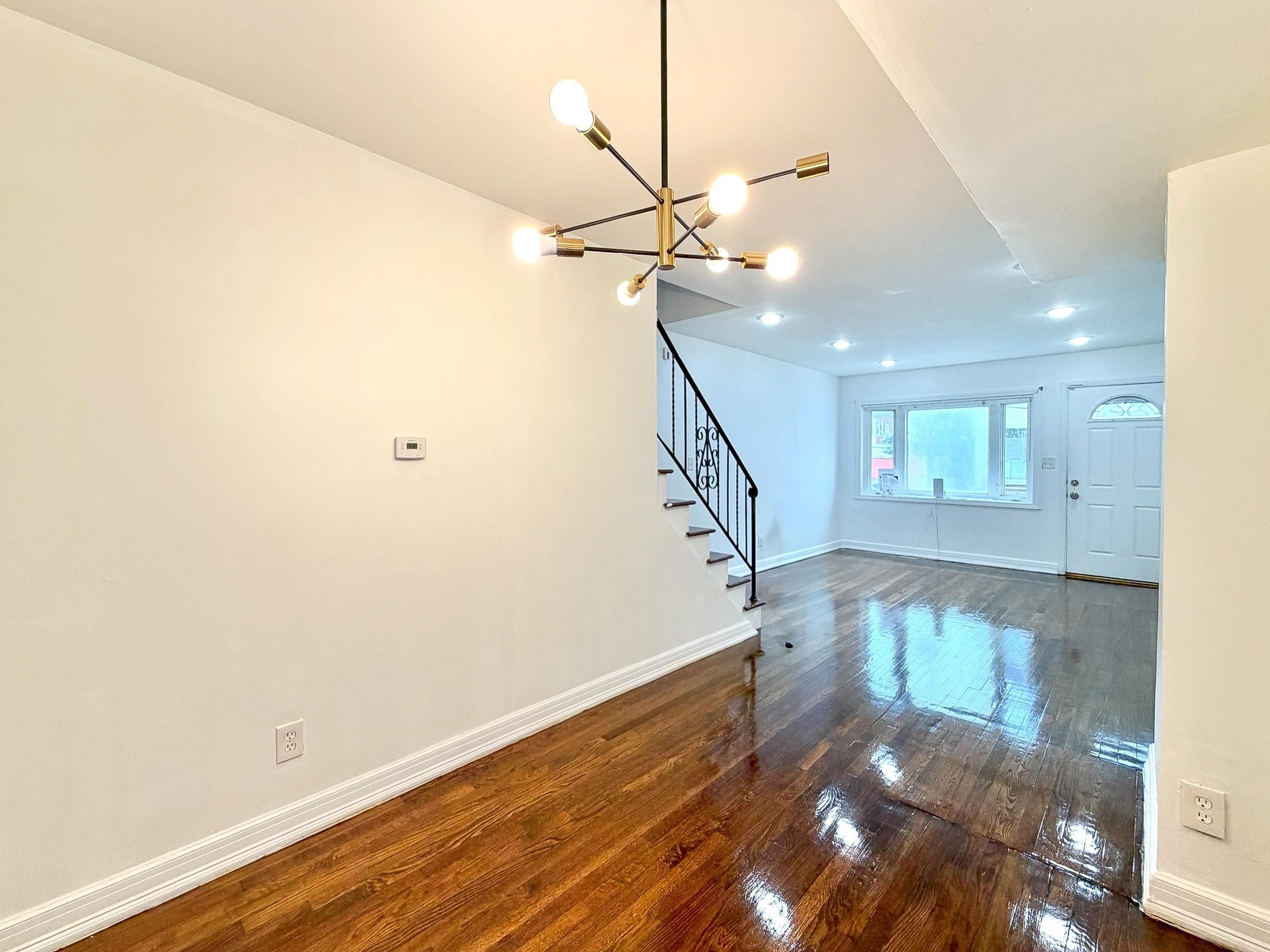 8 VAN NOSTRAND AVE