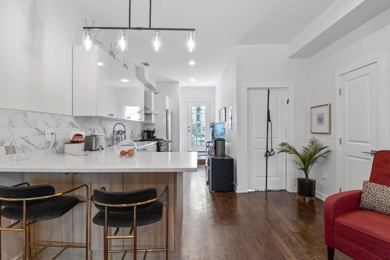 419 7TH ST Unit: 2