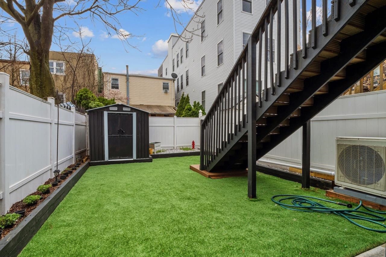 419 7TH ST Unit: 2