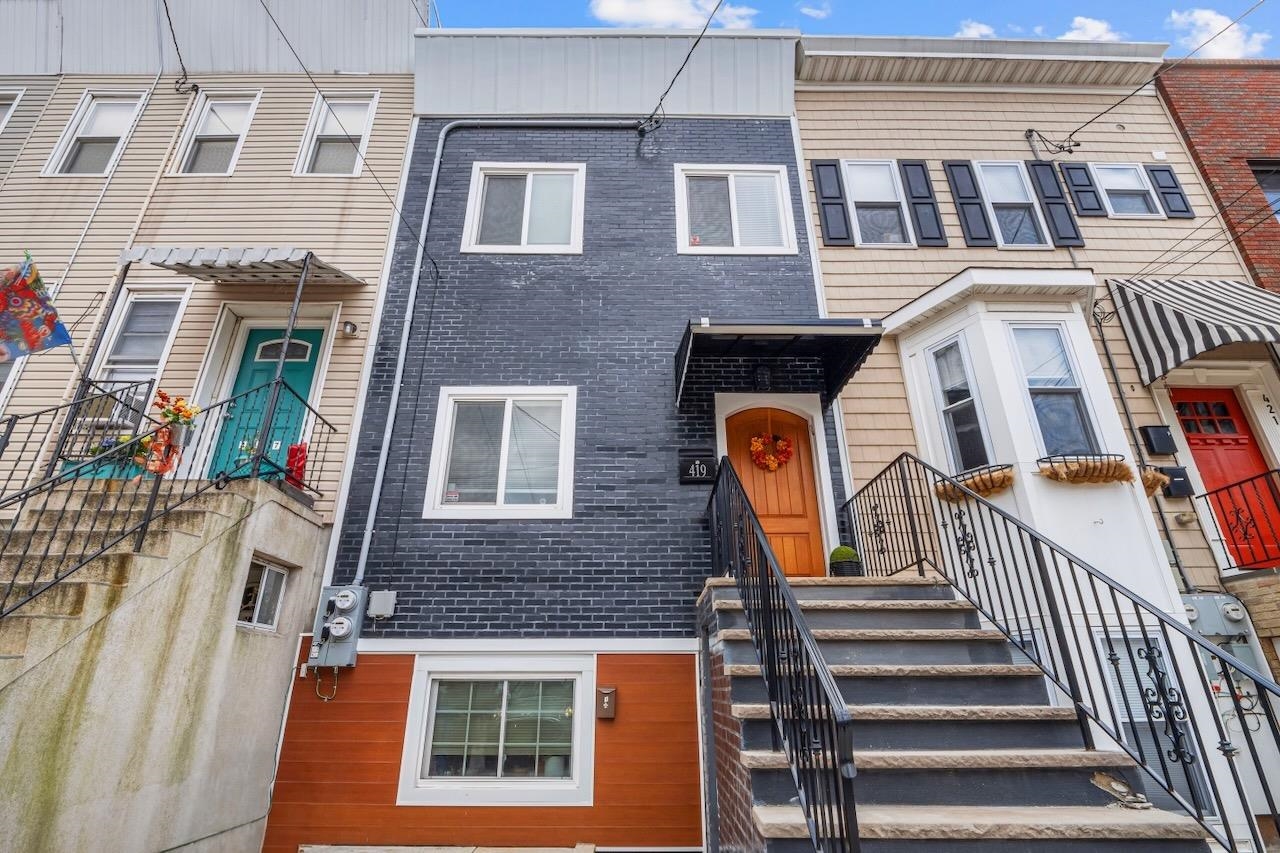 419 7TH ST Unit: 2