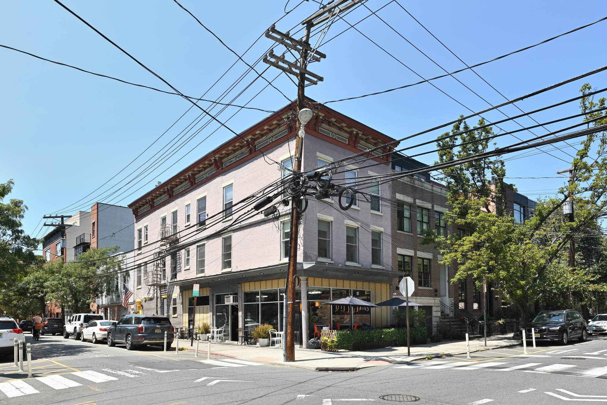 86 GARDEN ST