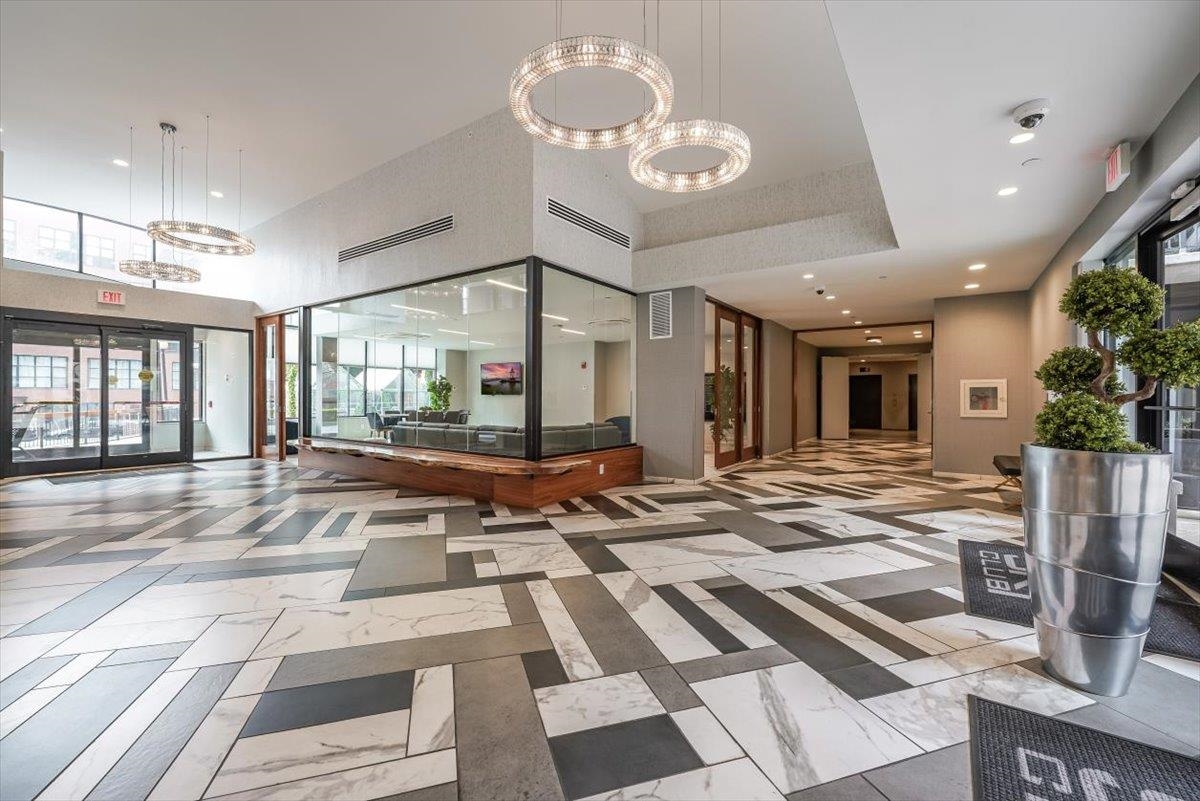 700 1ST ST Unit: 8C