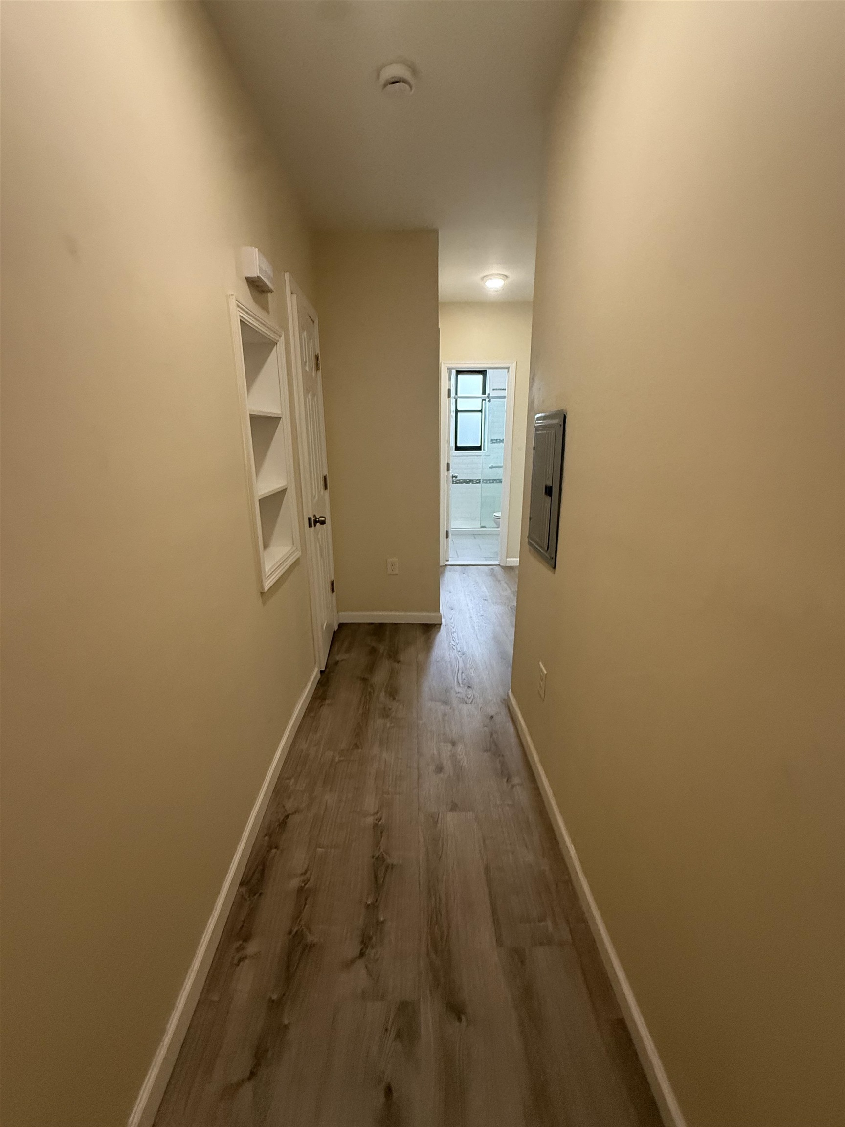 3726 PARK AVE Unit: E5
