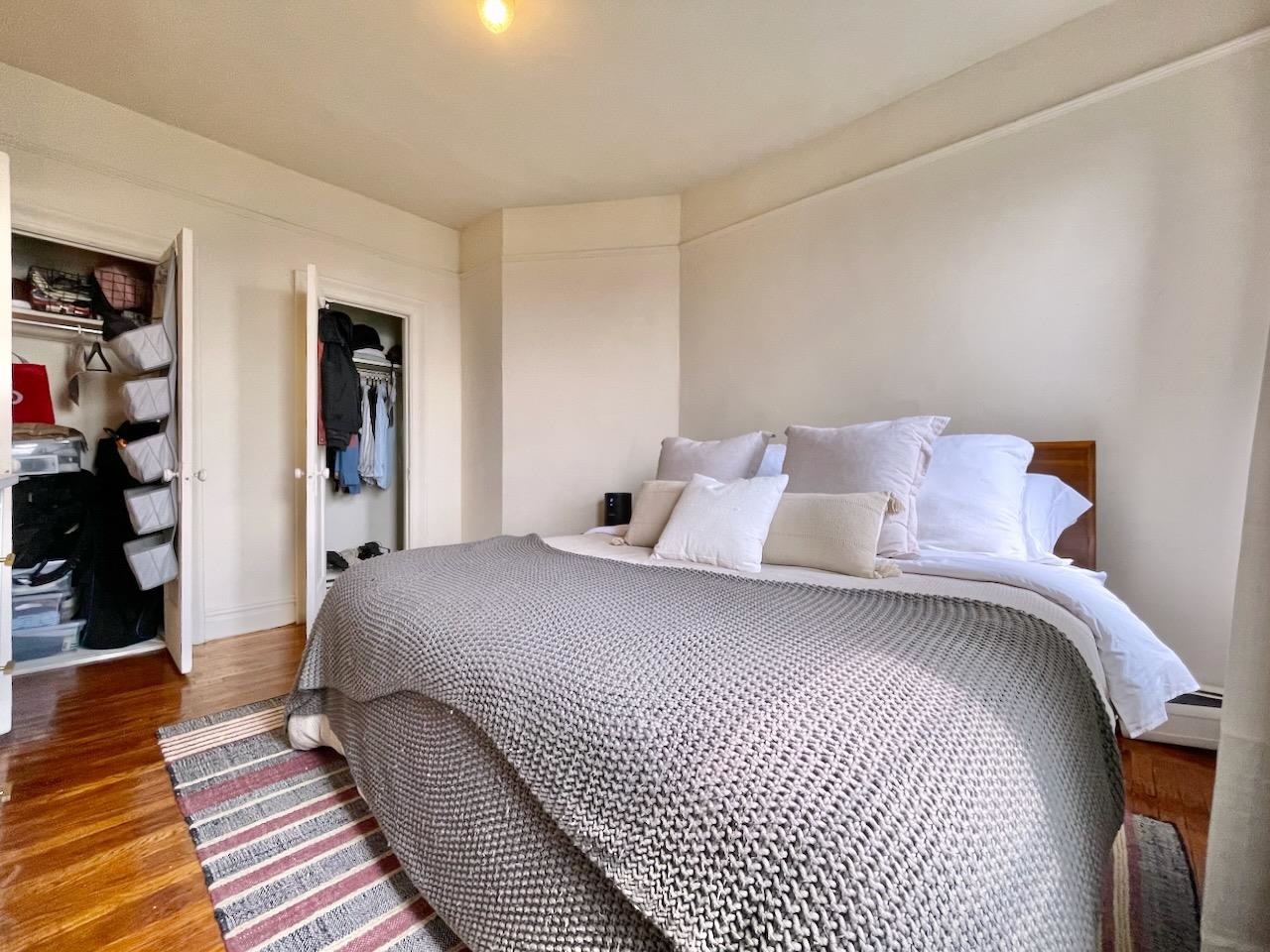 334 OGDEN AVE Unit: 25