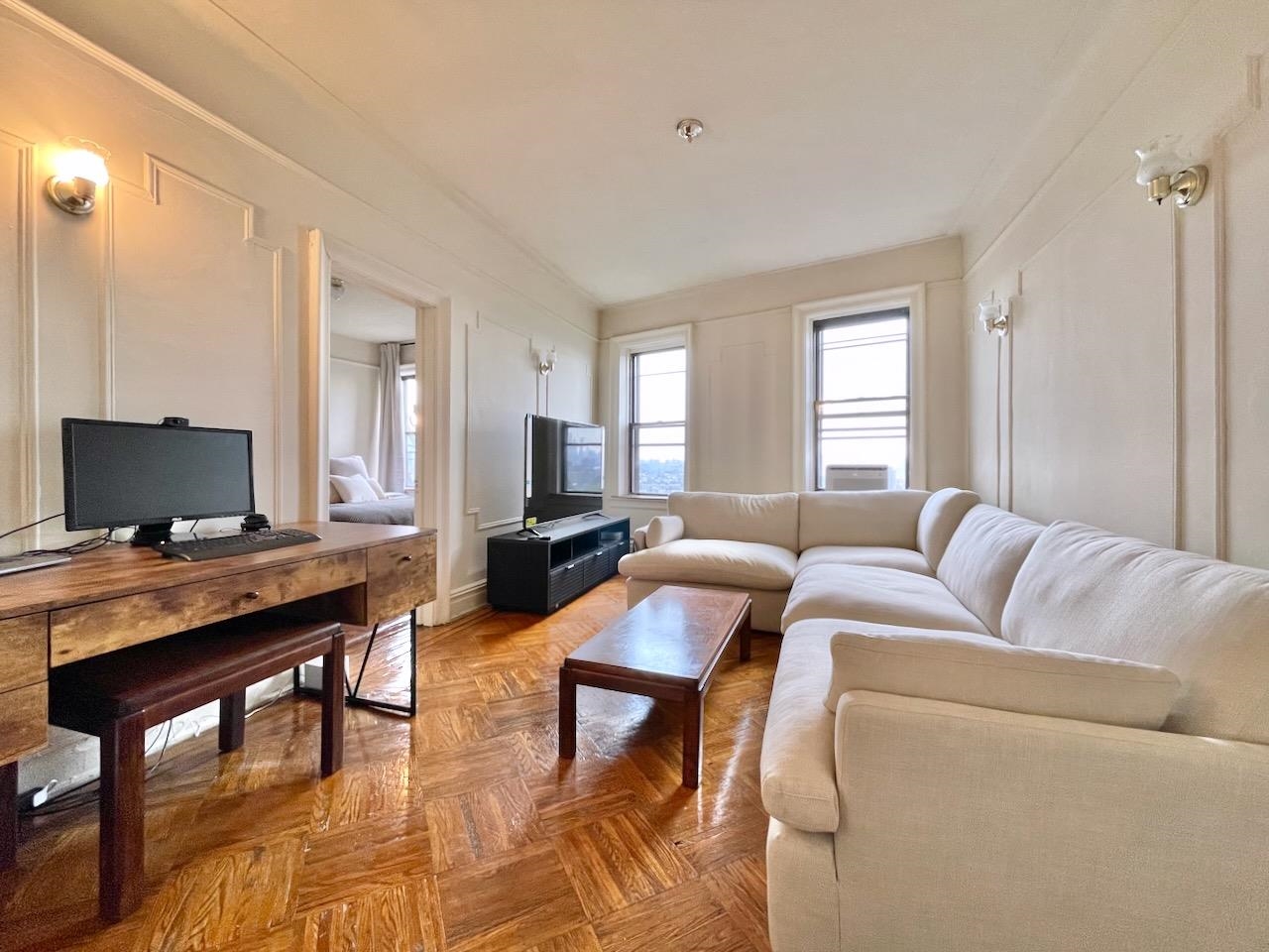 334 OGDEN AVE Unit: 25